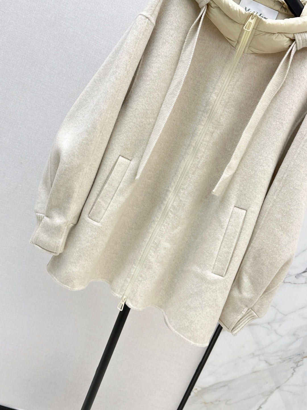 Max 25fw hooded jacket