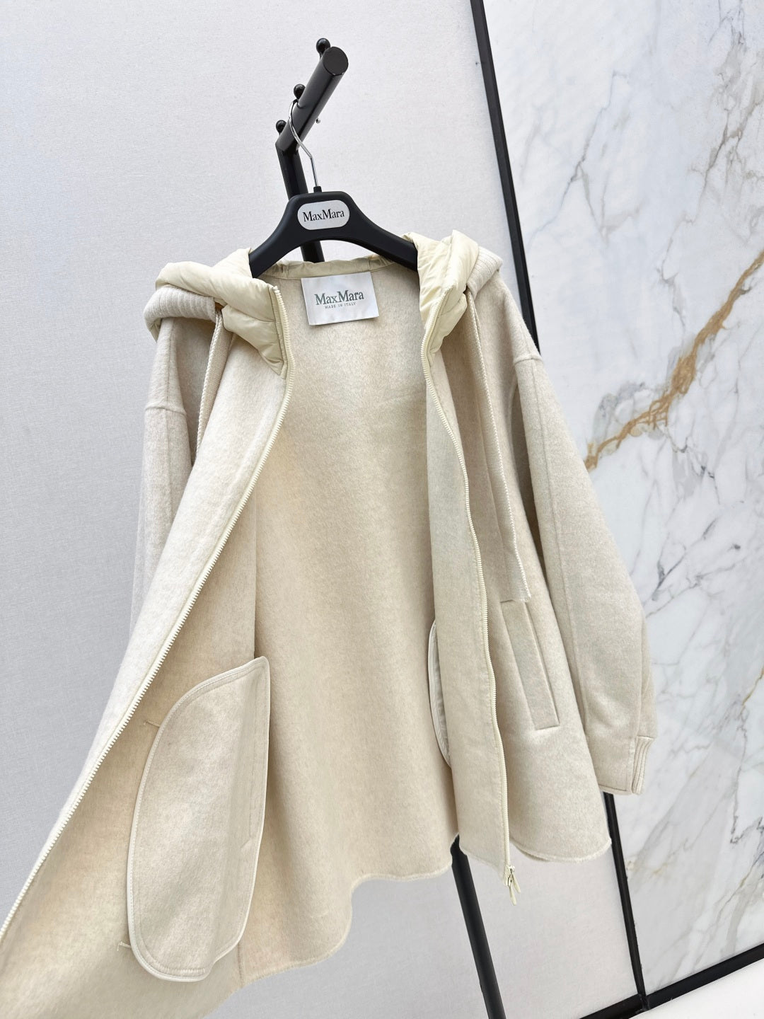 Max 25fw hooded jacket