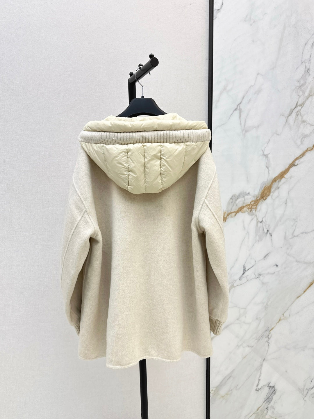 Max 25fw hooded jacket