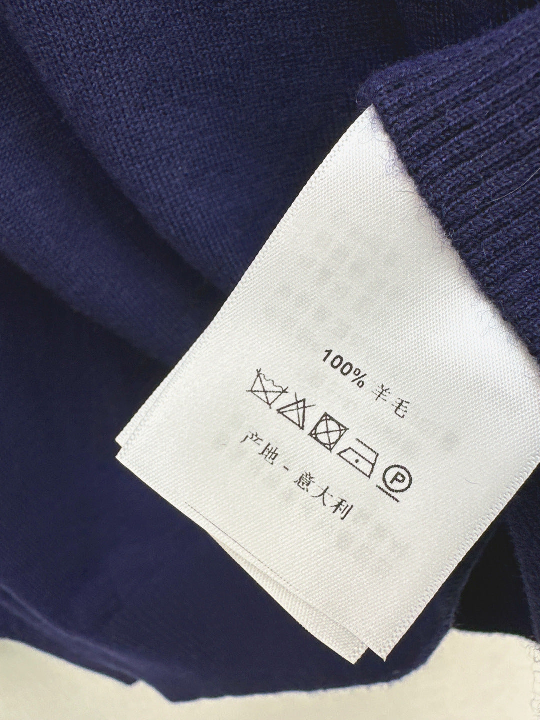 Loe 25fw wool sweater