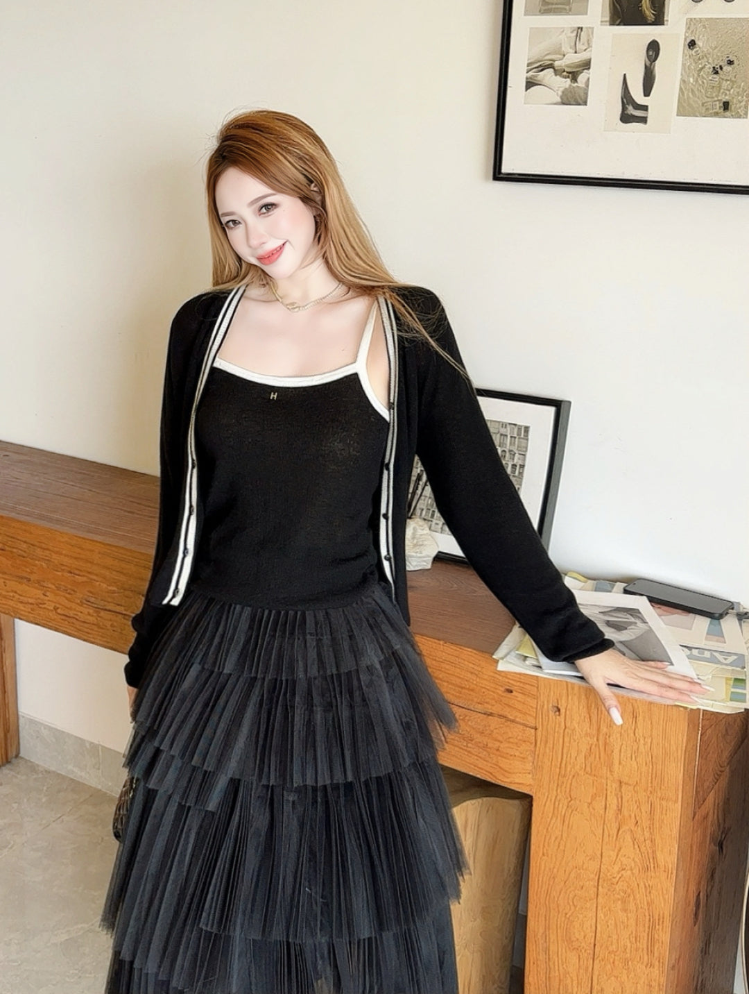 Herm 25fw Knitted vest cardigan