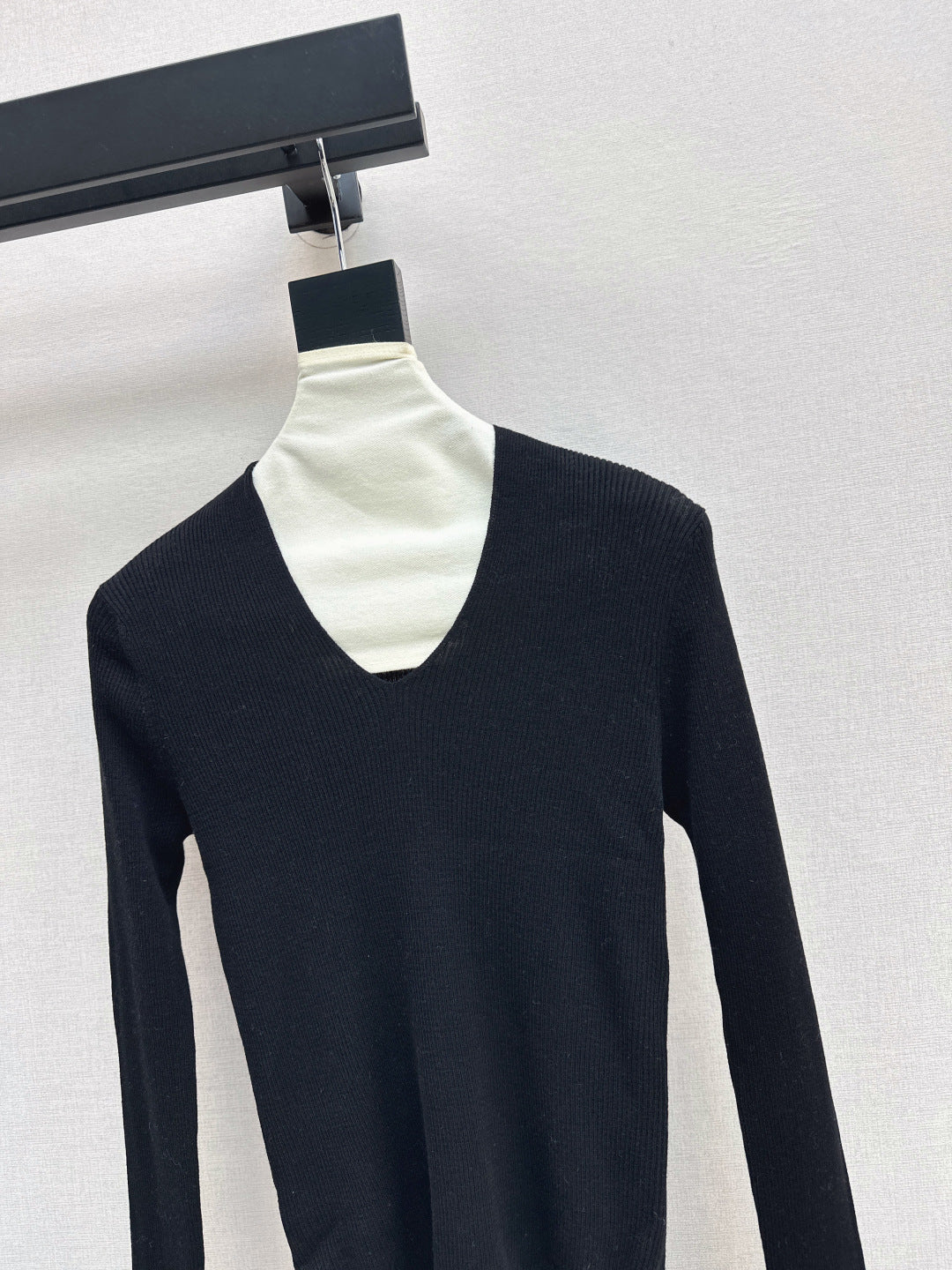 Miu 25fw wool sweater