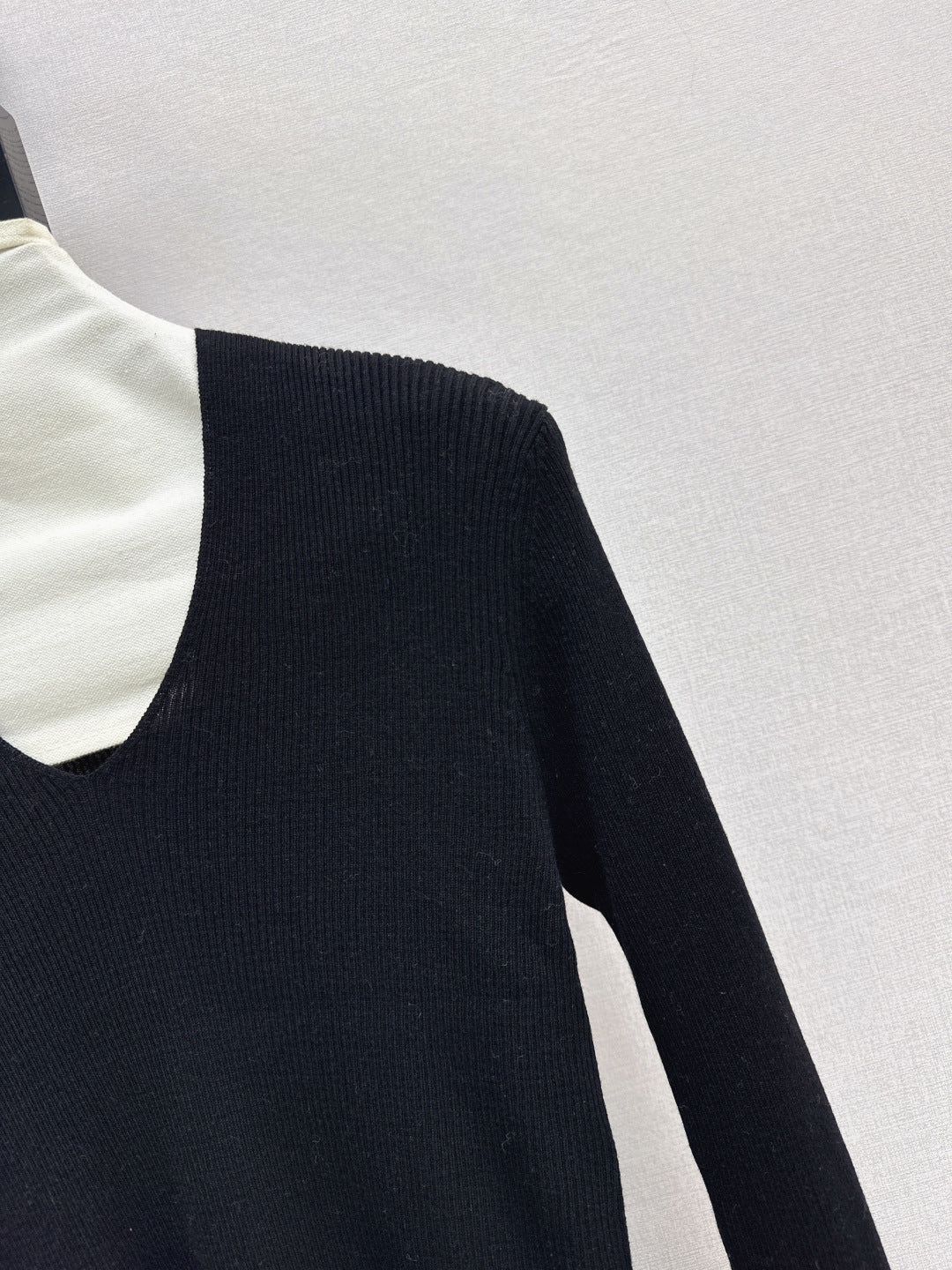 Miu 25fw wool sweater