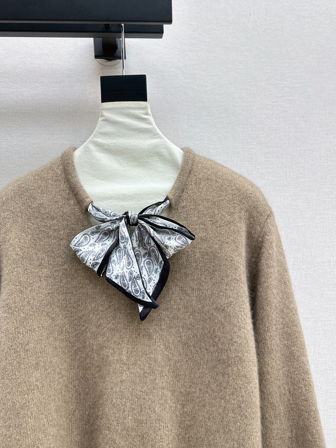 CD 25fw Wool knit sweater