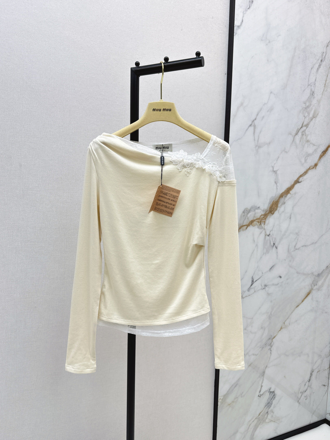 Miu 25fw lace shirt