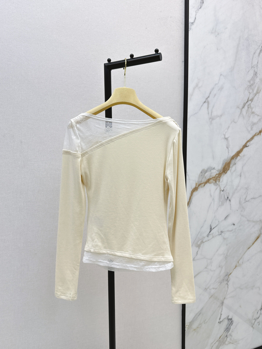 Miu 25fw lace shirt
