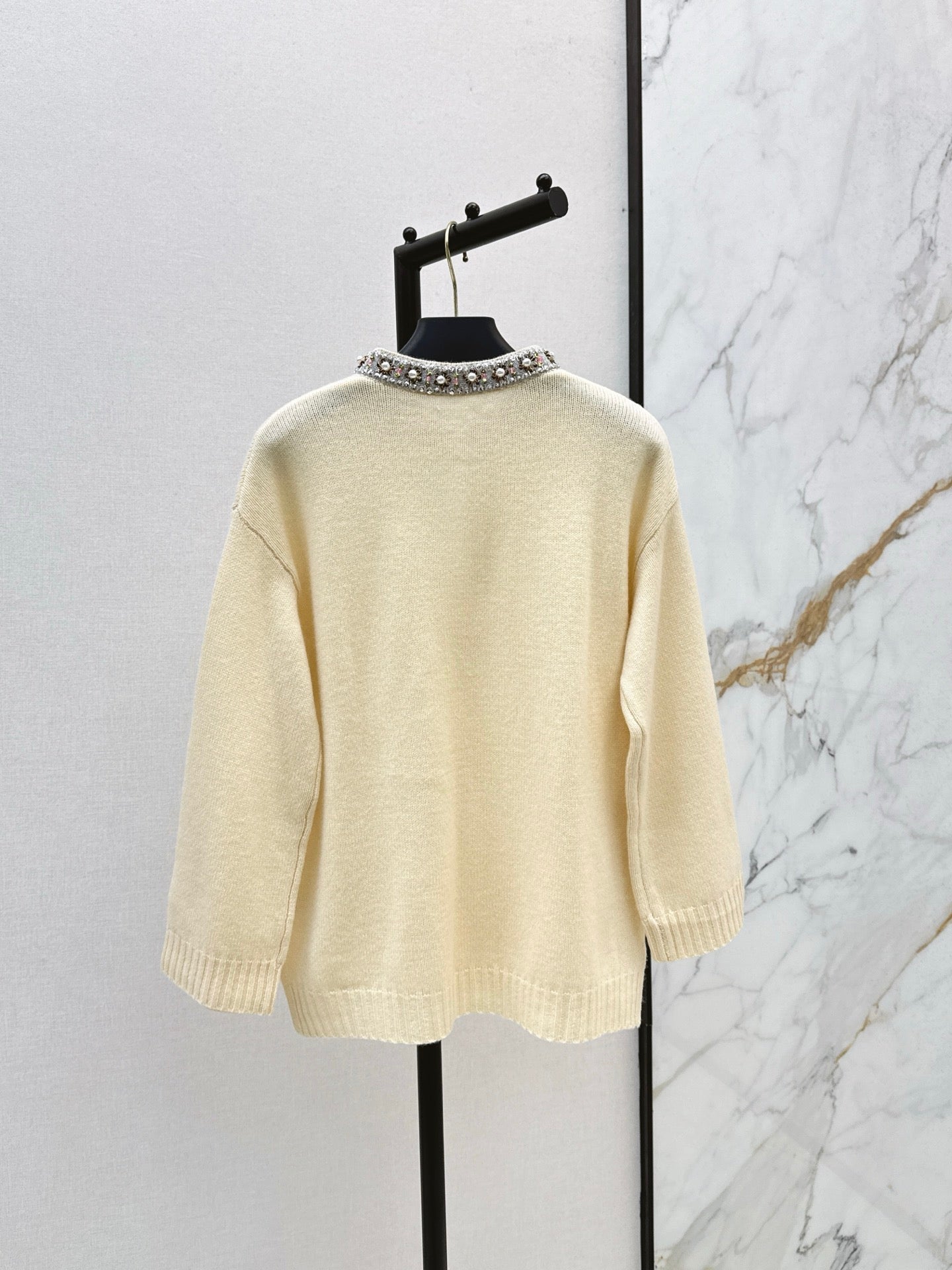 Valen 25fw beaded sweater