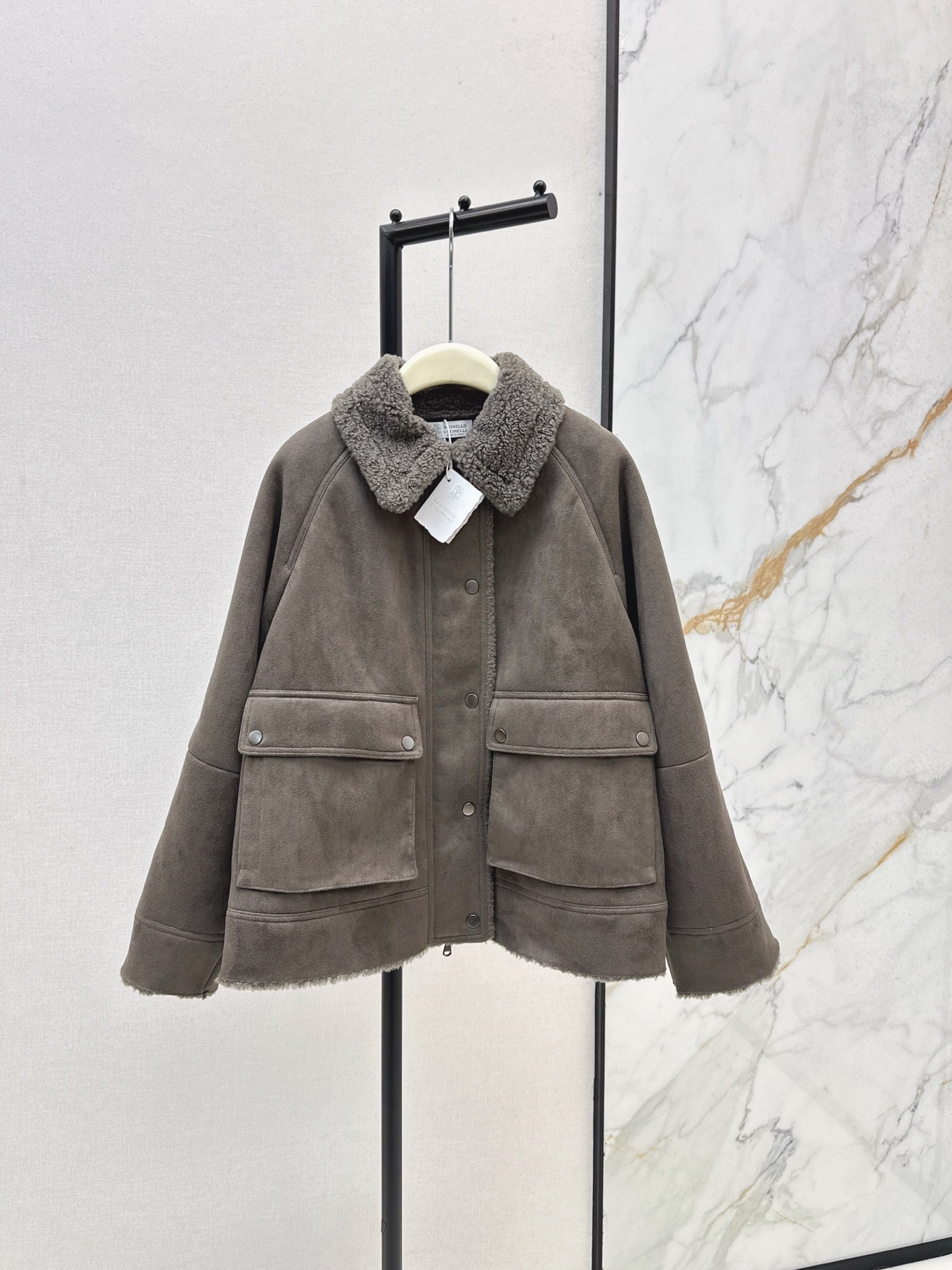 Loro 25fw old money jacket