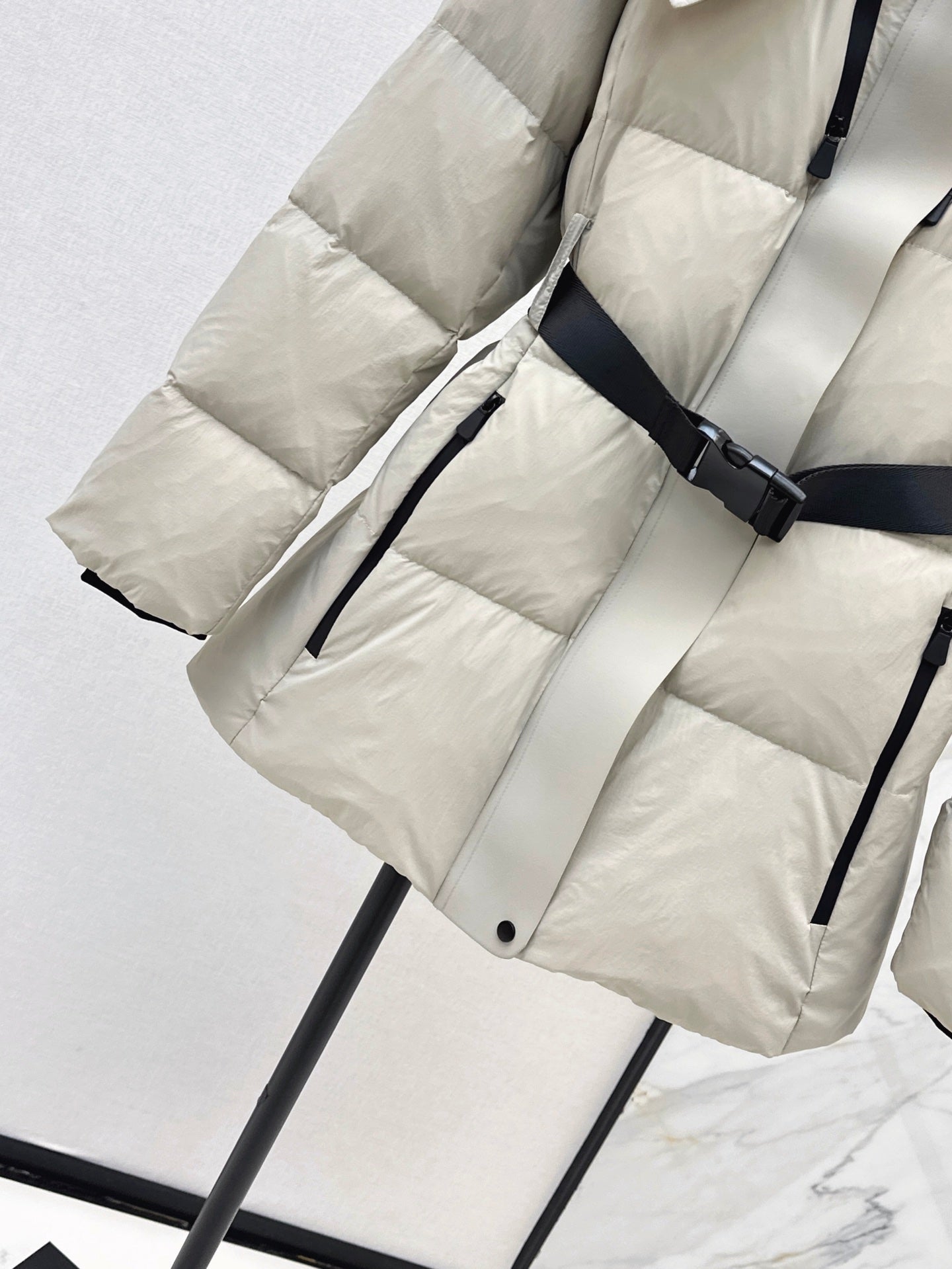 Burb 25fw down jacket