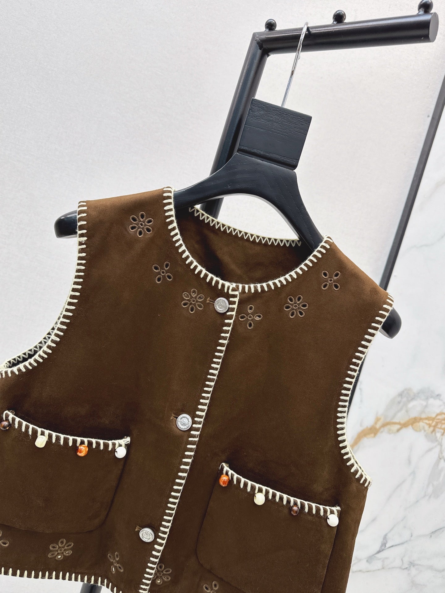 Chlo 25fw retro vest