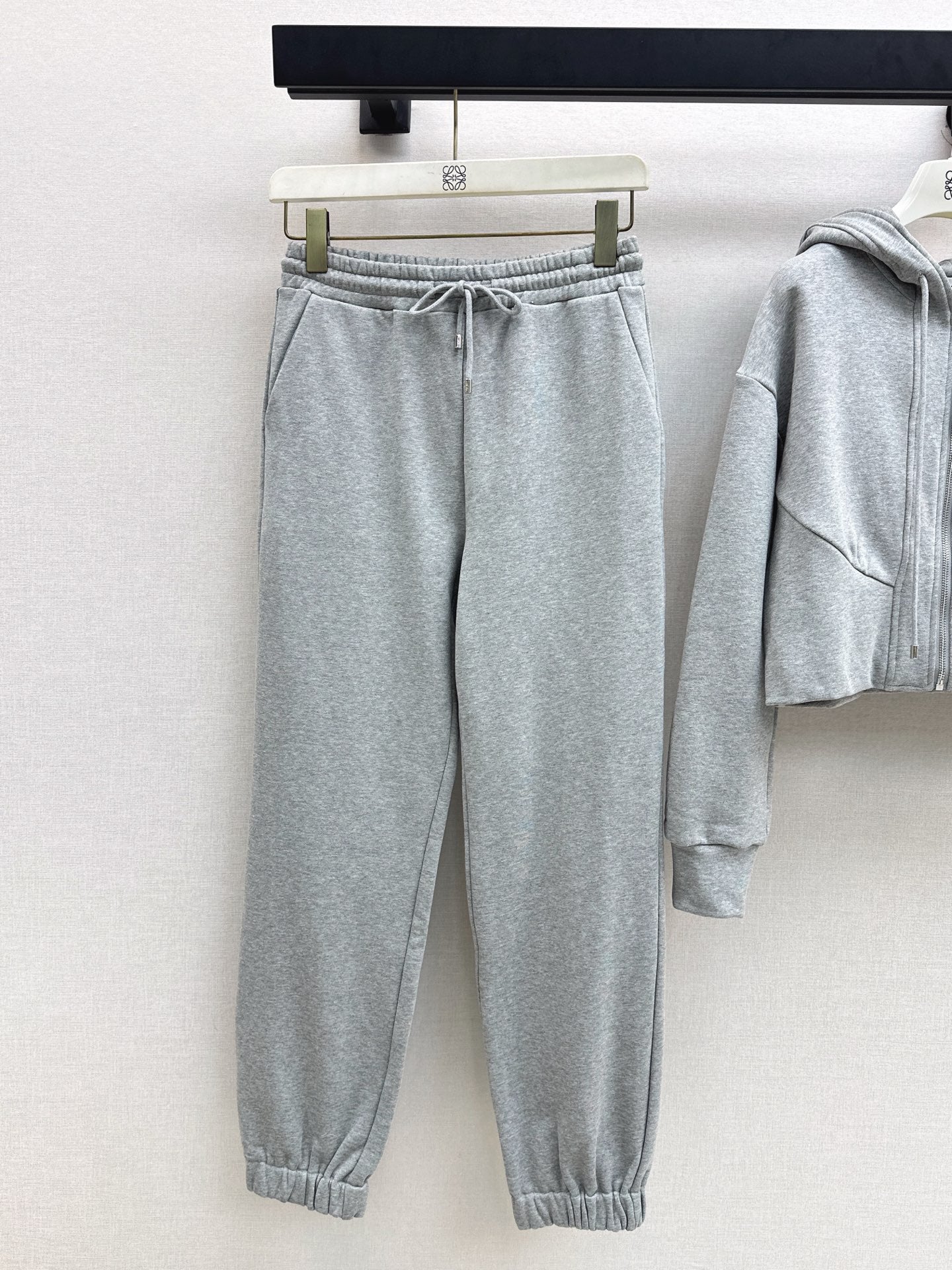 Loe 25fw tracksuit
