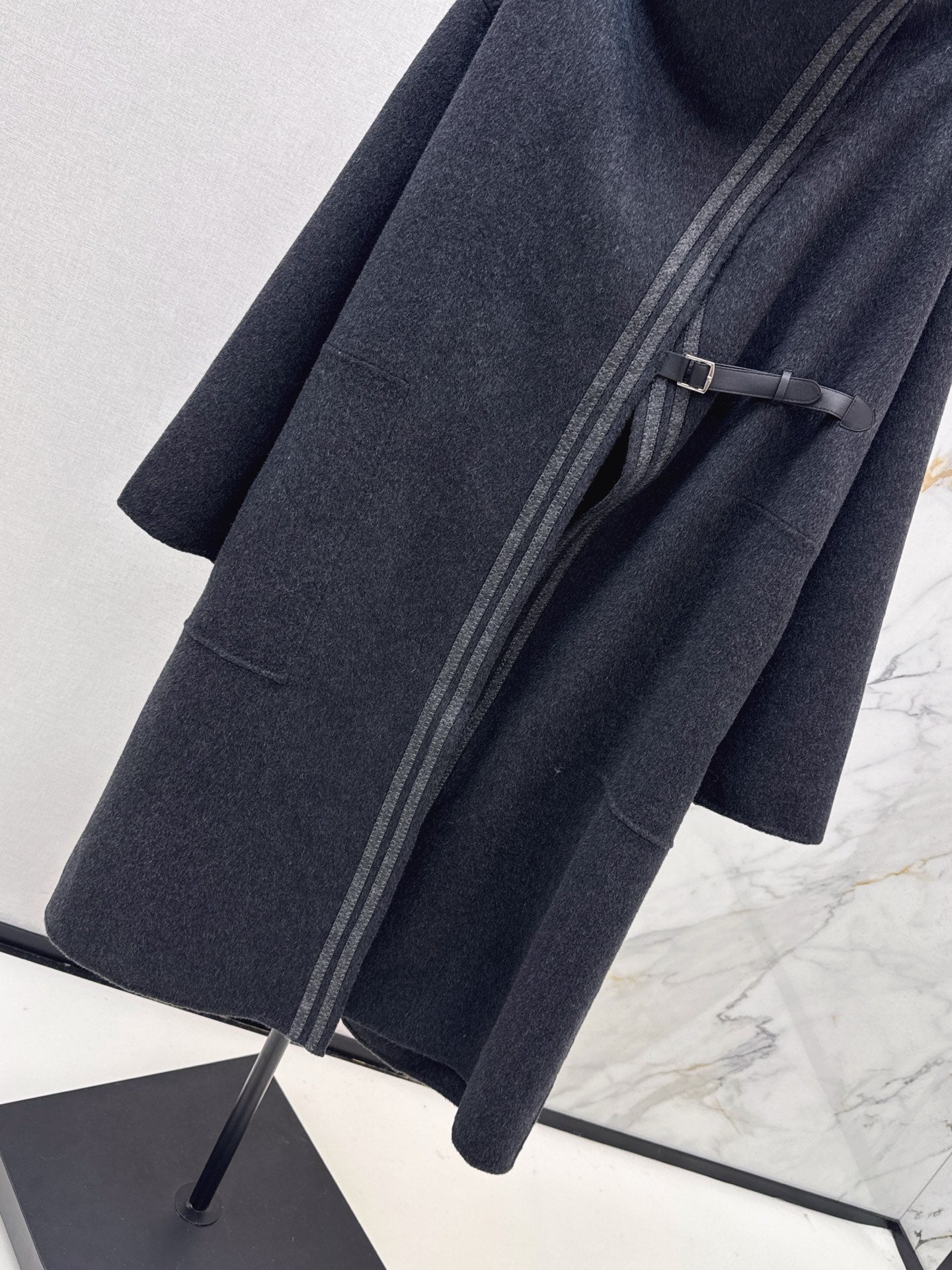 Herm 25fw cashmere overcoat