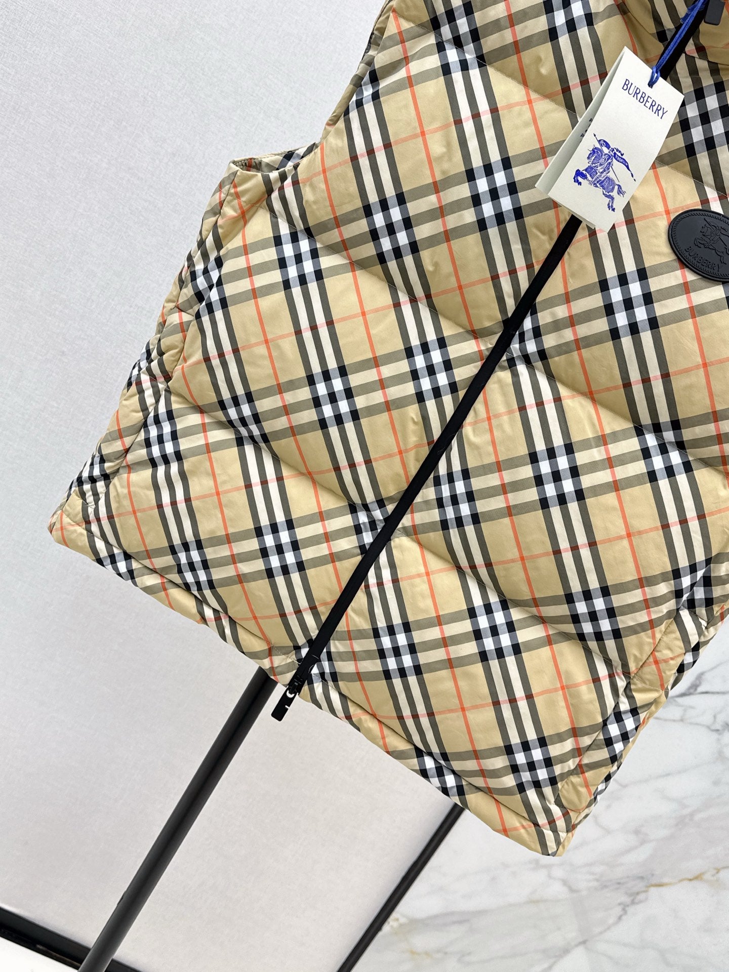 Bur 25fw down vest