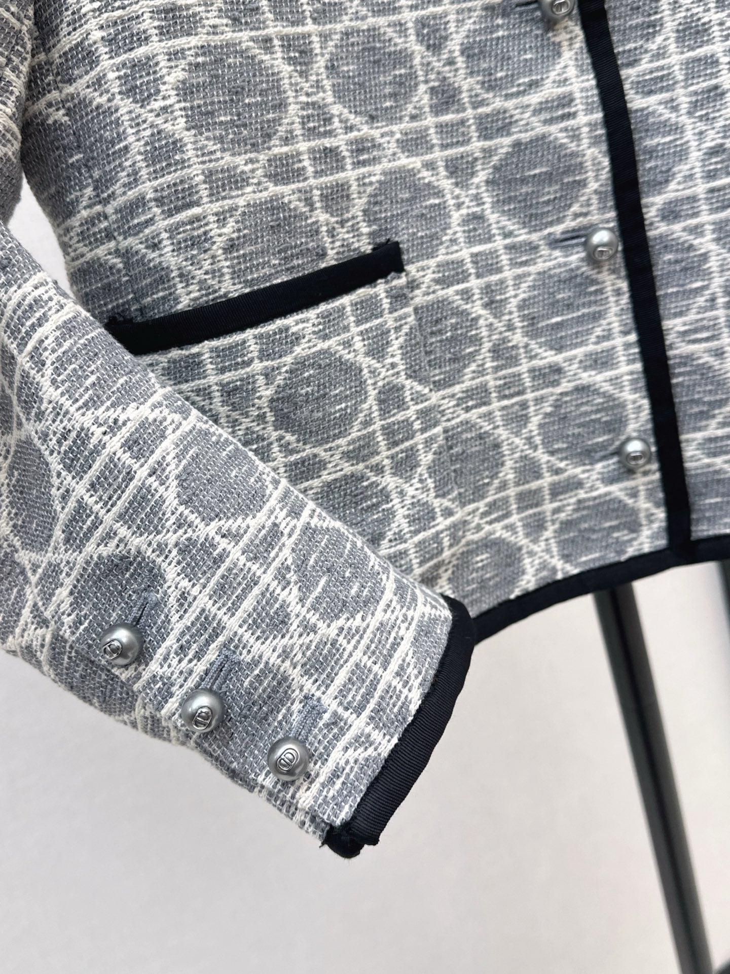 CD 25fw woven jacket