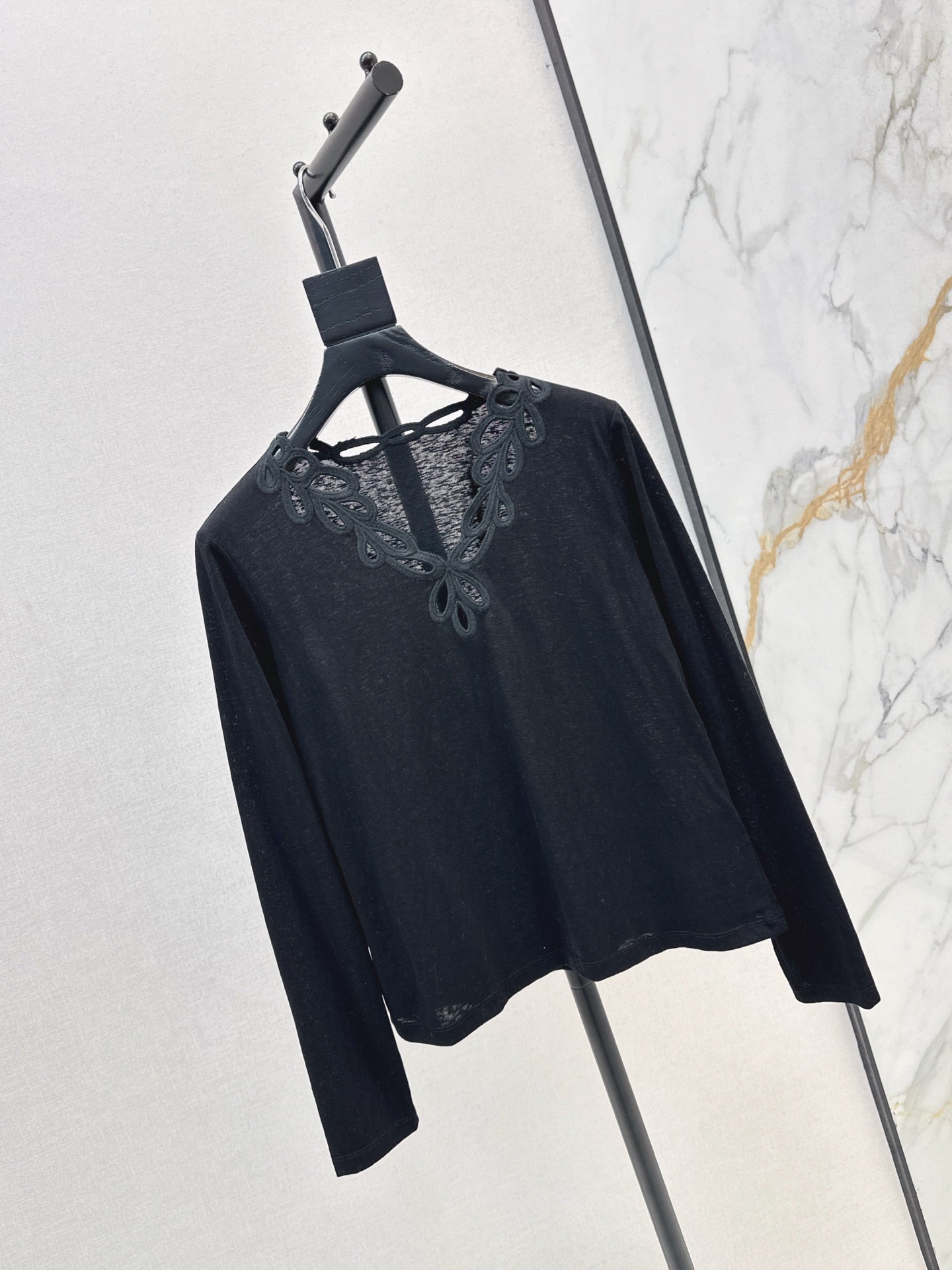 Valen 25fw embroidered shirt