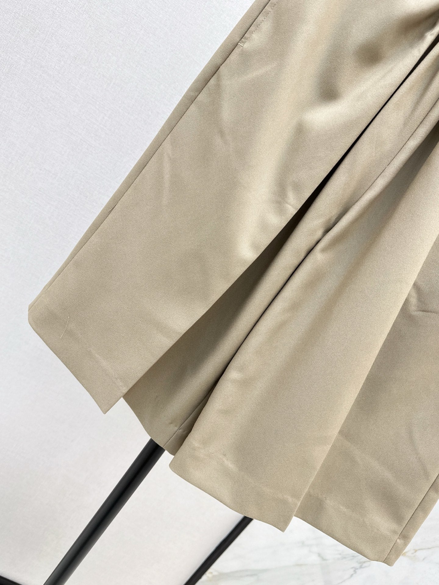 Loe 25fw pants