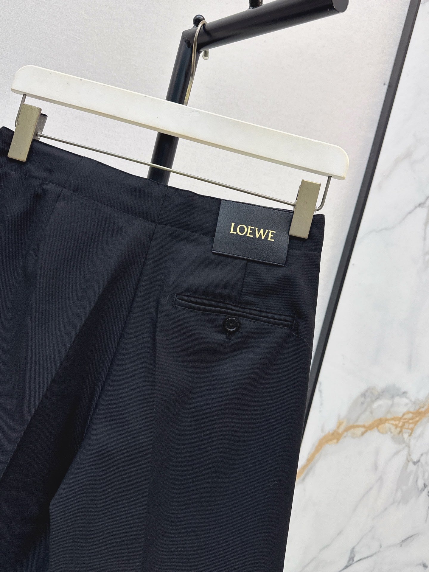 Loe 25fw pants