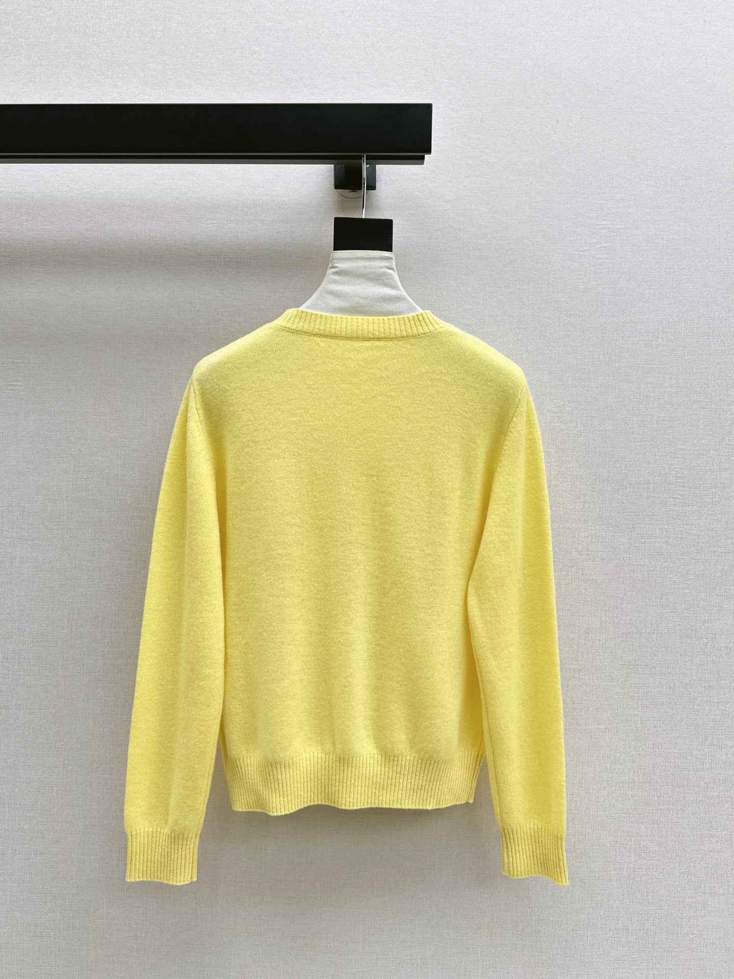 CD 25fw embroidered sweater