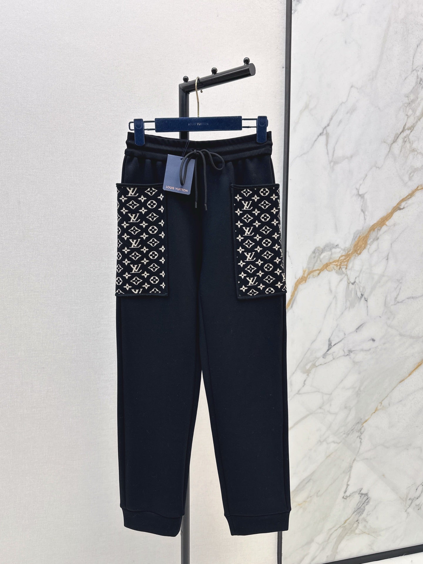 Louis 25fw pants