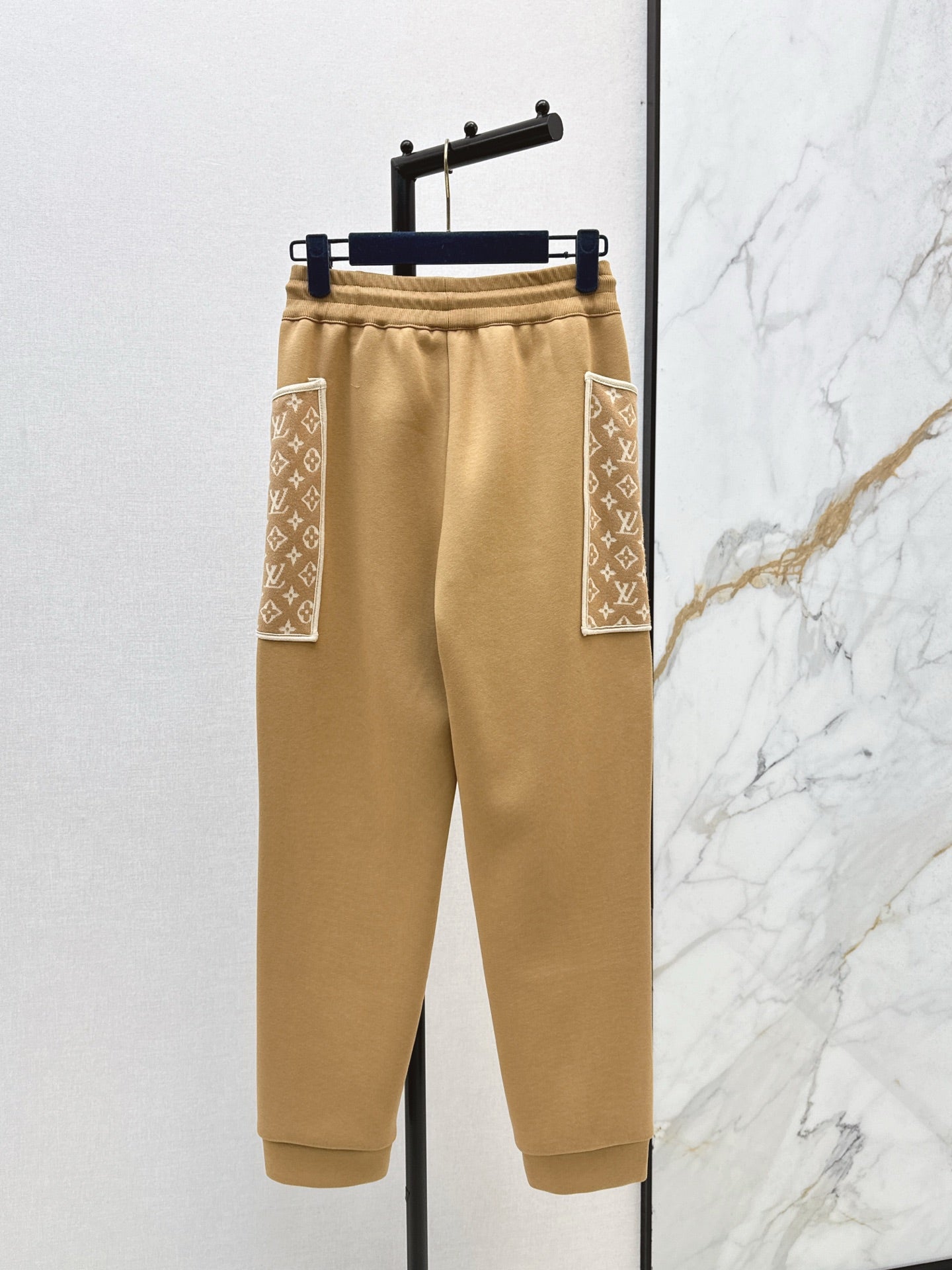 Louis 25fw pants