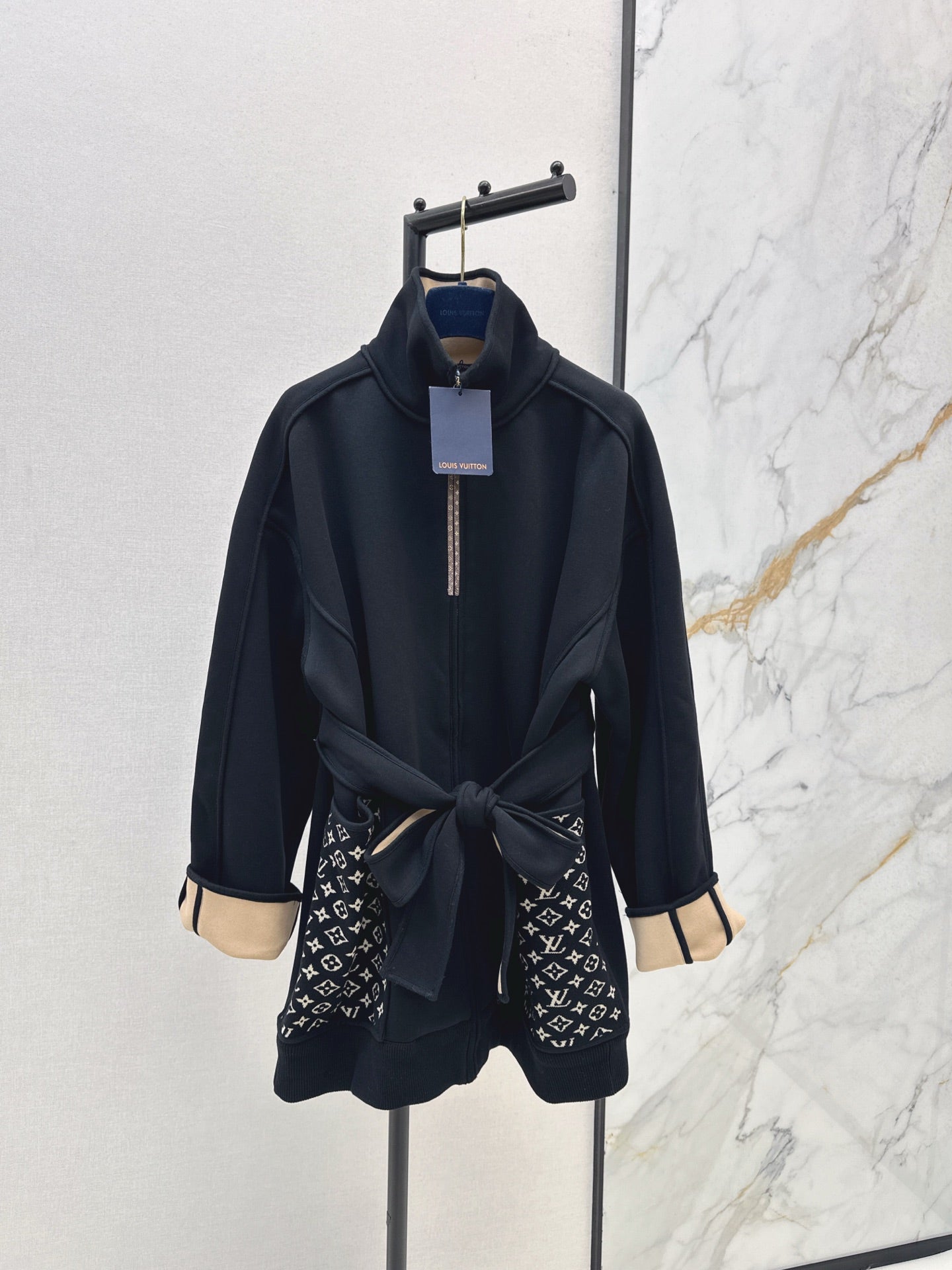 Louis 25fw jacket
