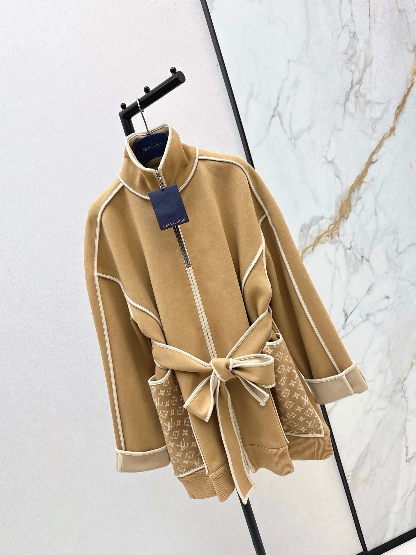 Louis 25fw jacket