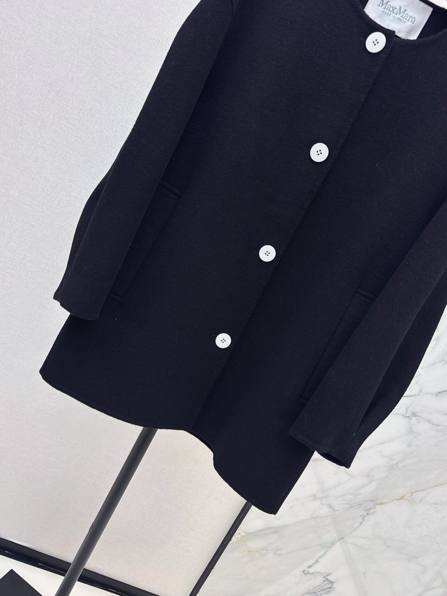 Loro 25fw cashmere jacket