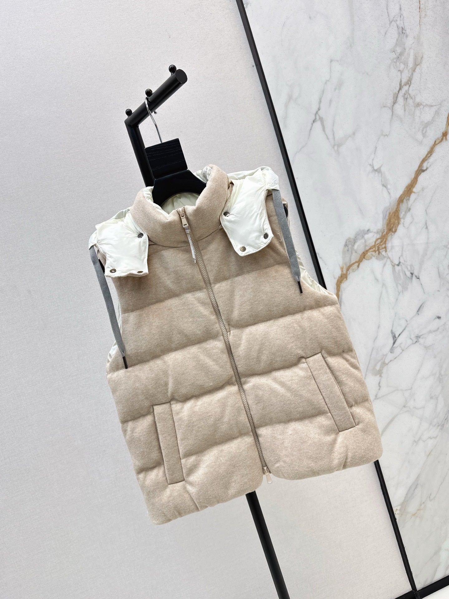 Brun 25fw down vest