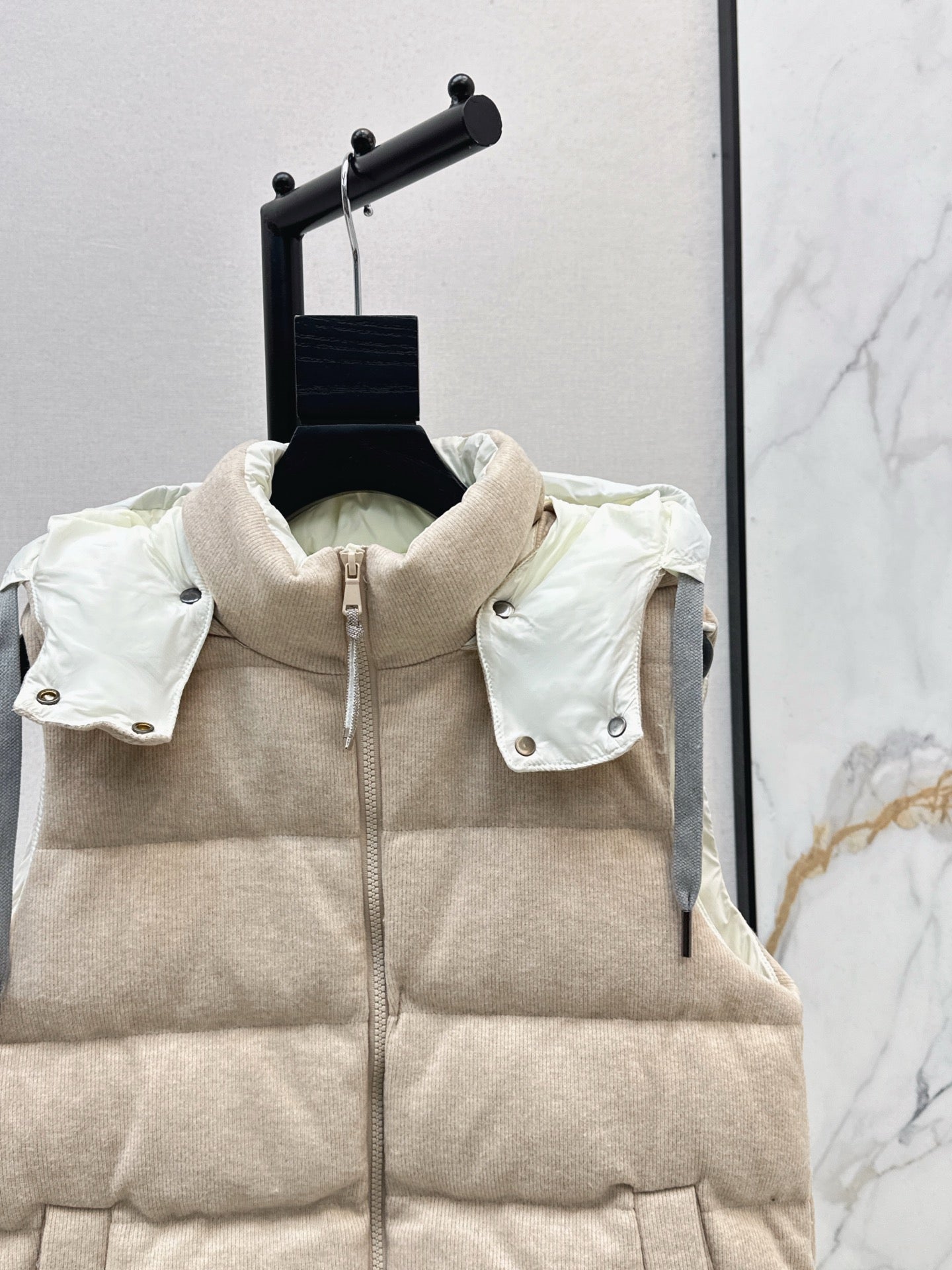 Brun 25fw down vest