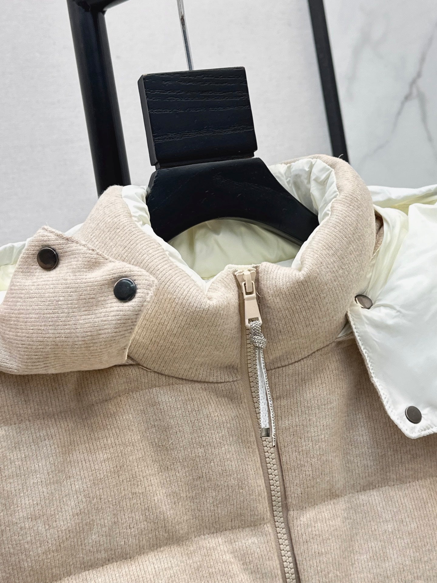 Brun 25fw down vest