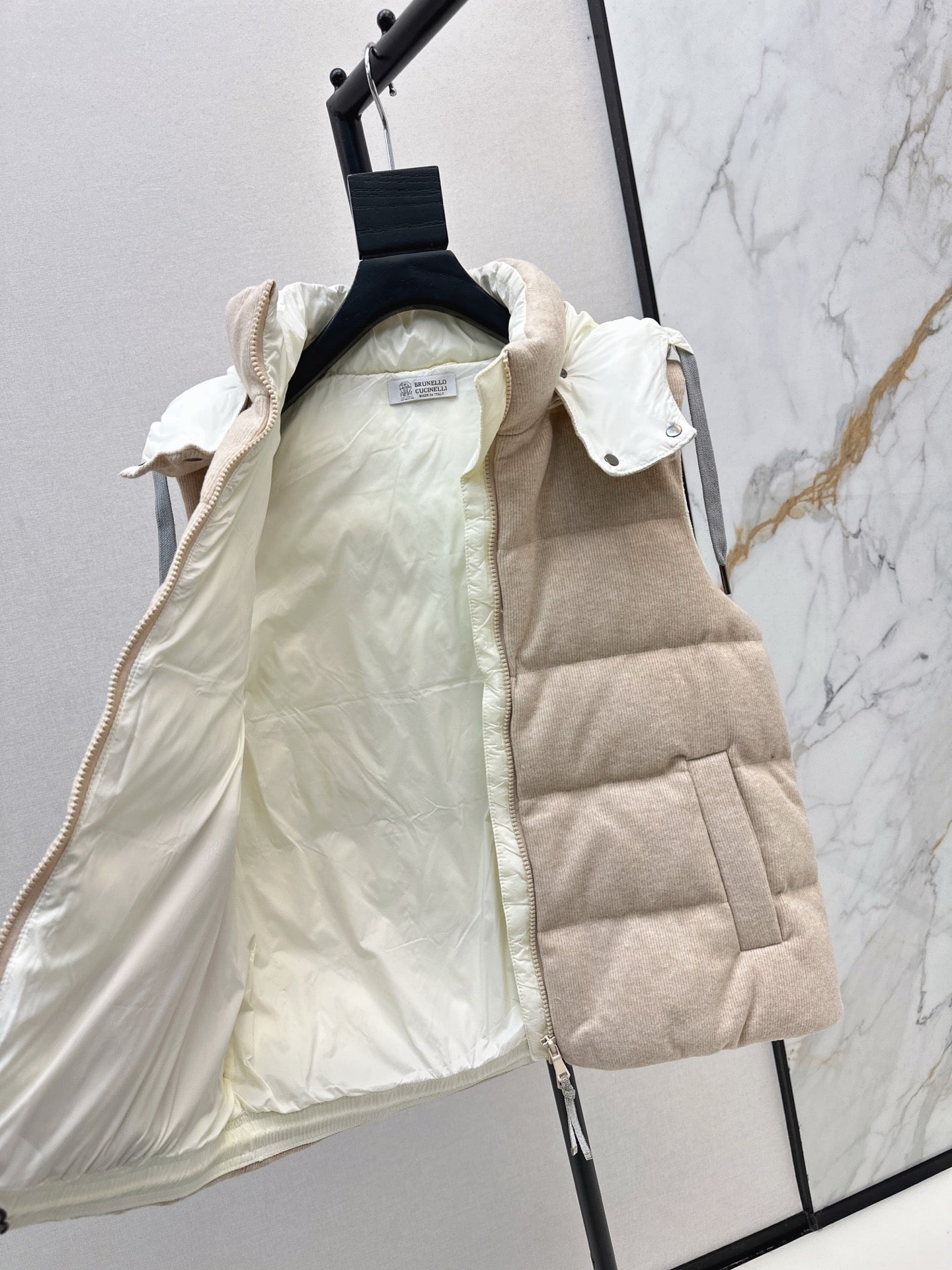 Brun 25fw down vest