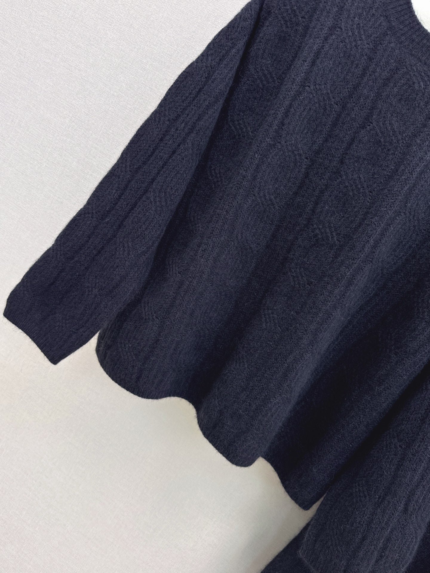 Loro 25fw sweater suit