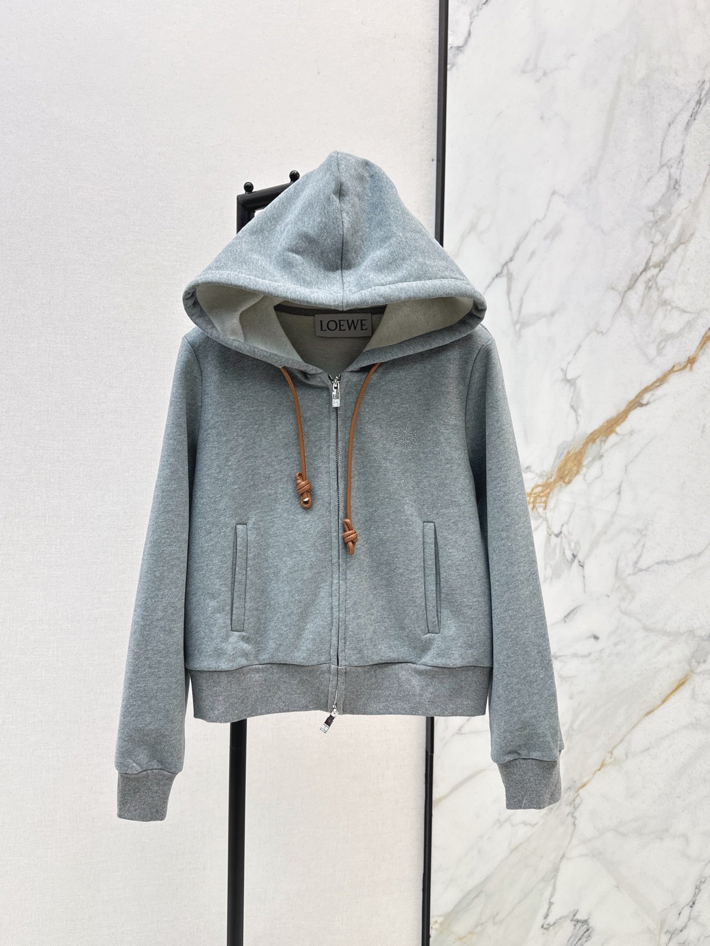 Loe 25fw hooded jacket
