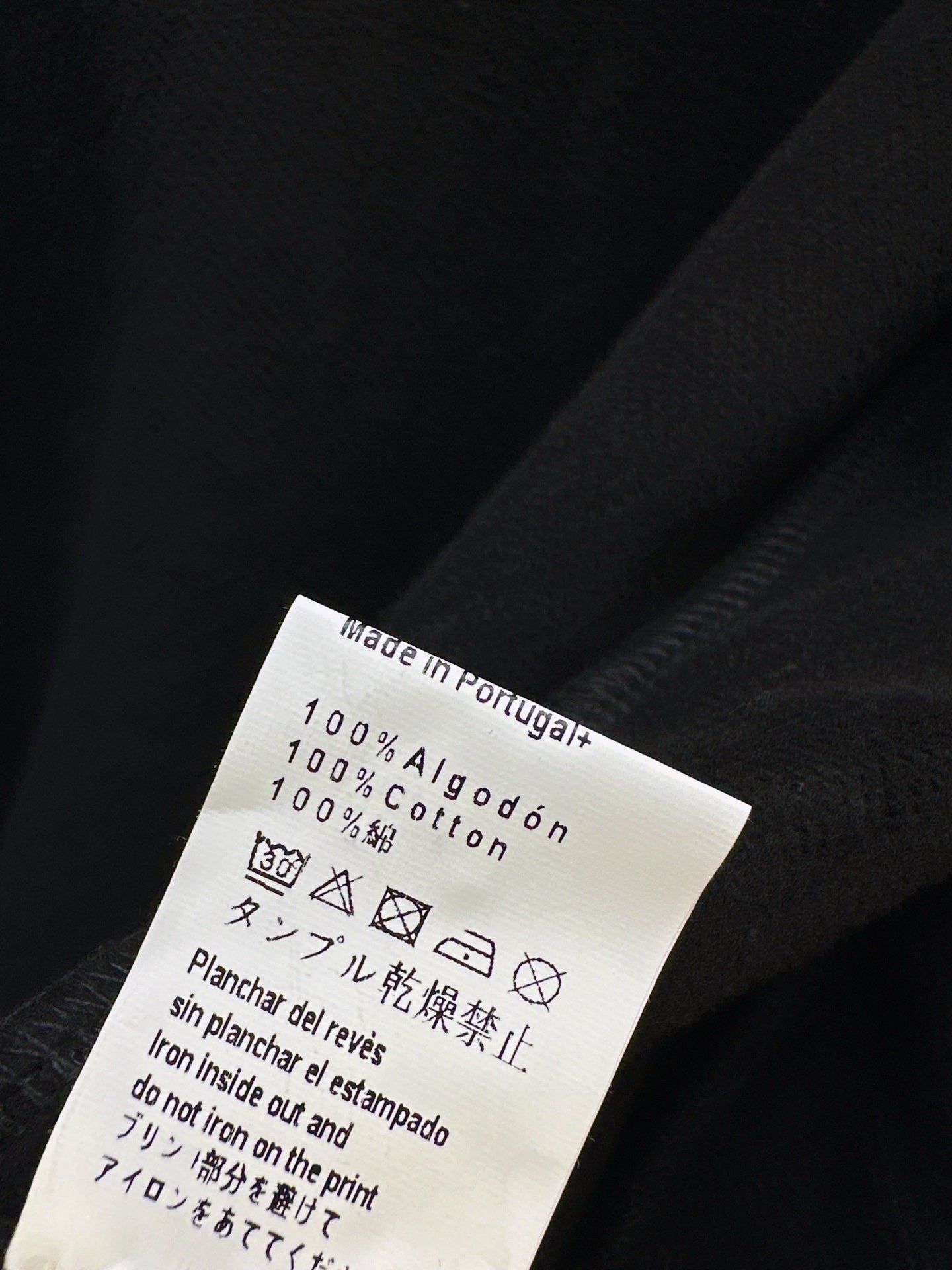 Loe 25fw hooded jacket