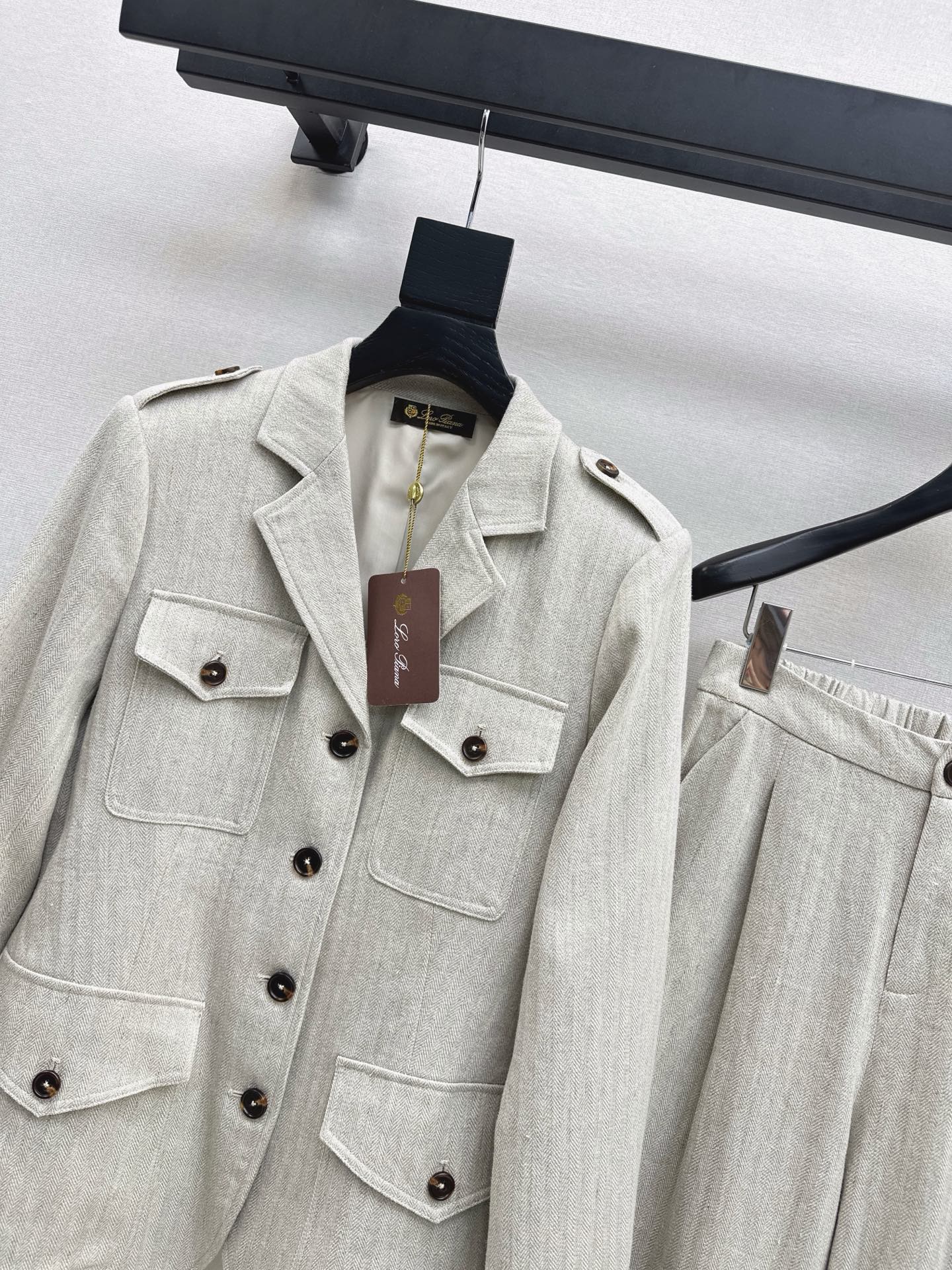 Loro 25fw linen suit