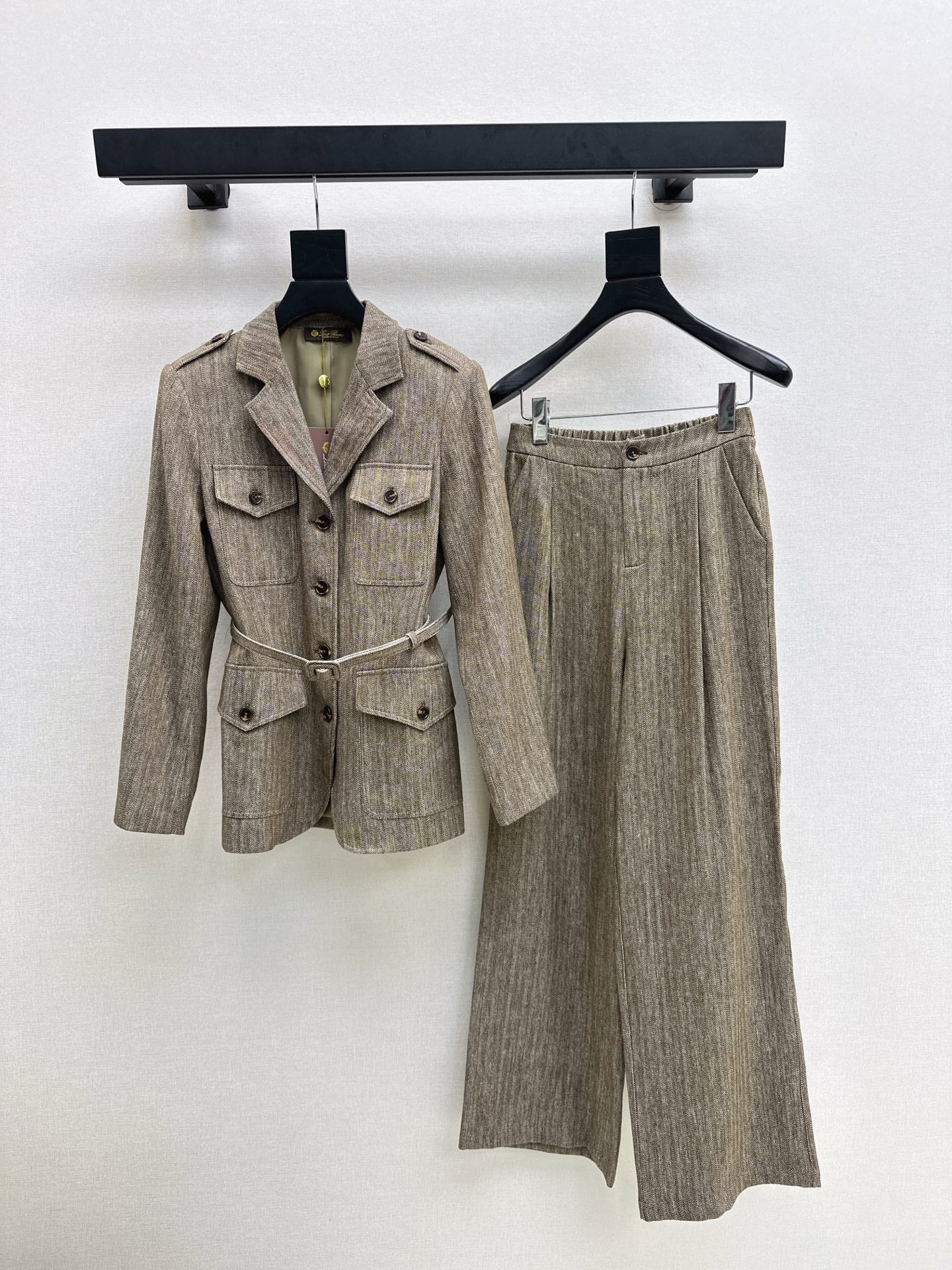 Loro 25fw linen suit