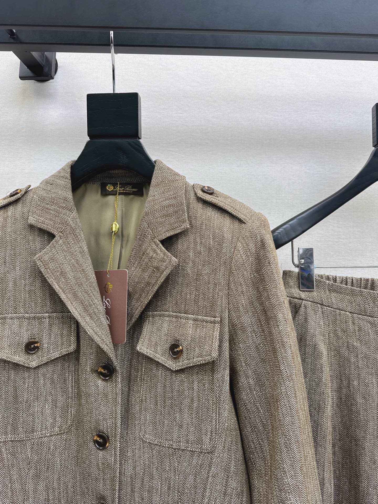 Loro 25fw linen suit