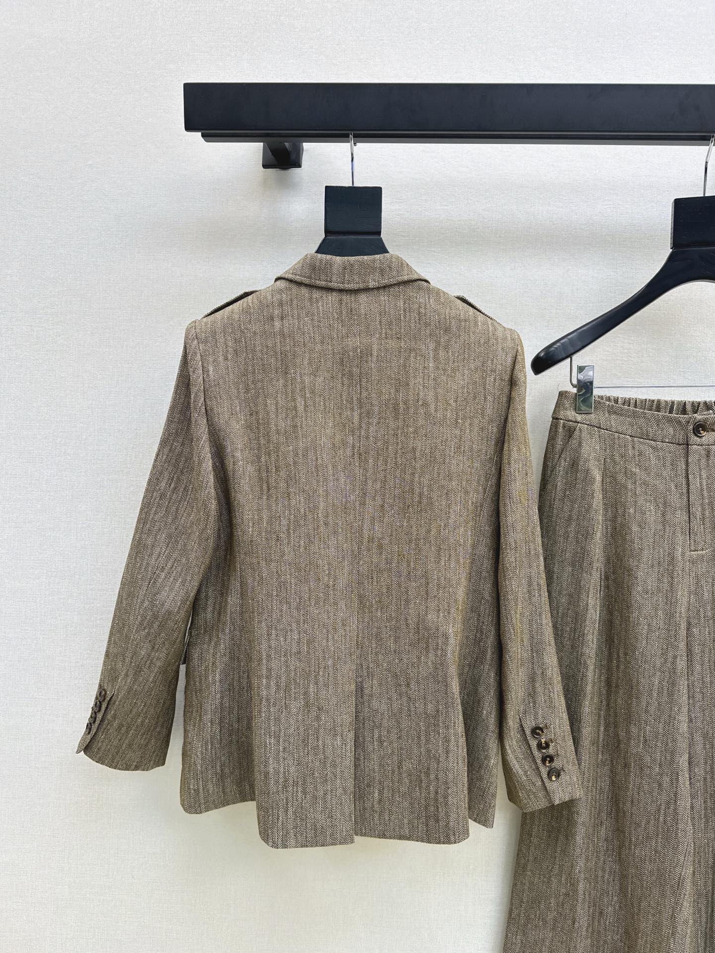 Loro 25fw linen suit