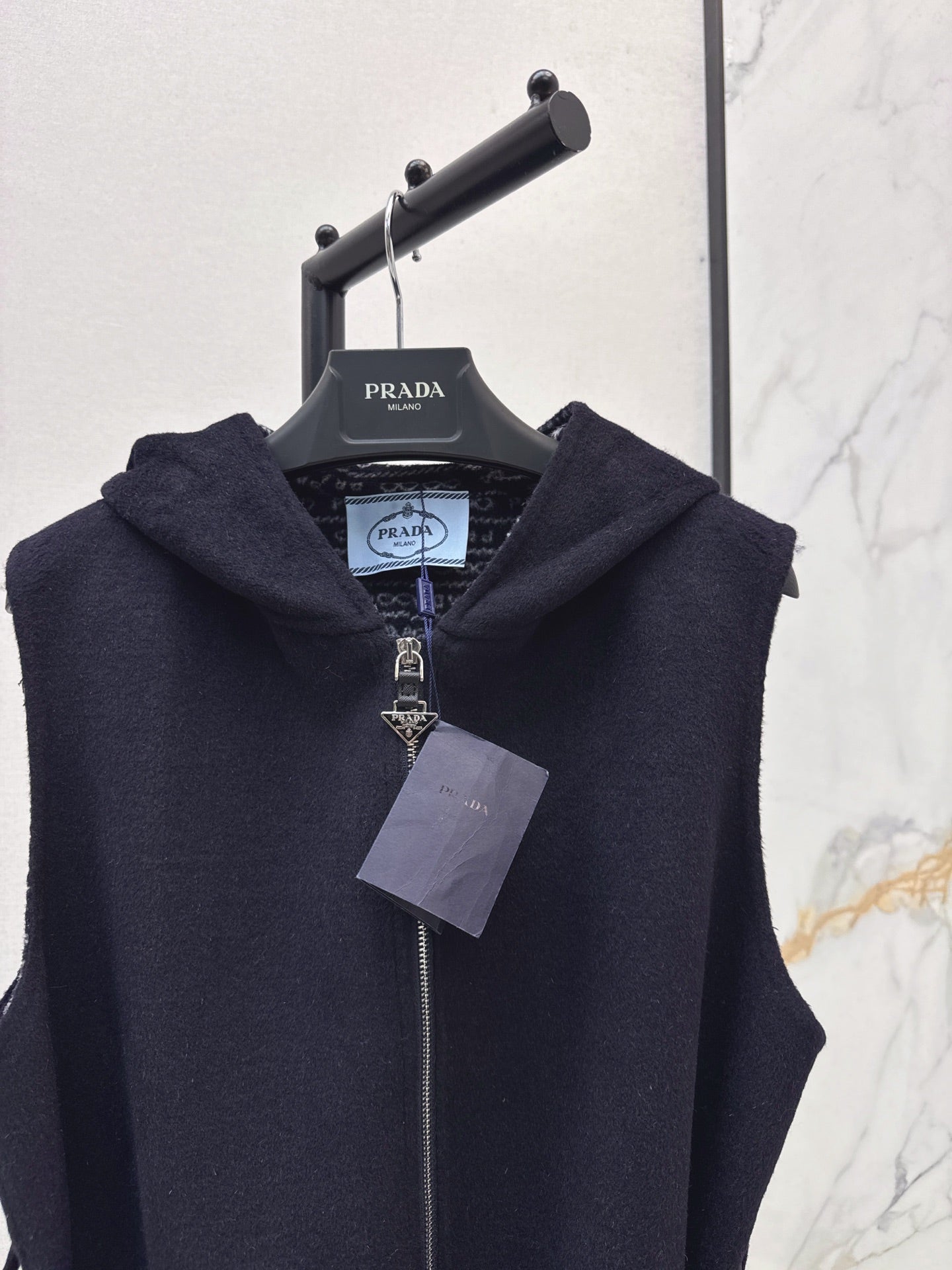 Prad 25fw hooded vest