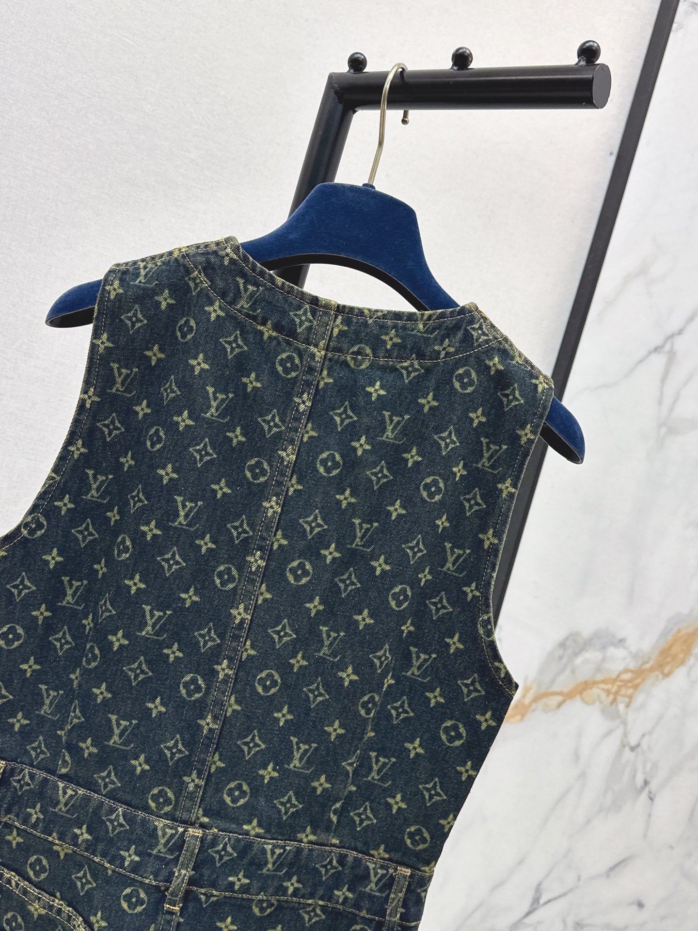 Loui 25fw denim sleeveless dress