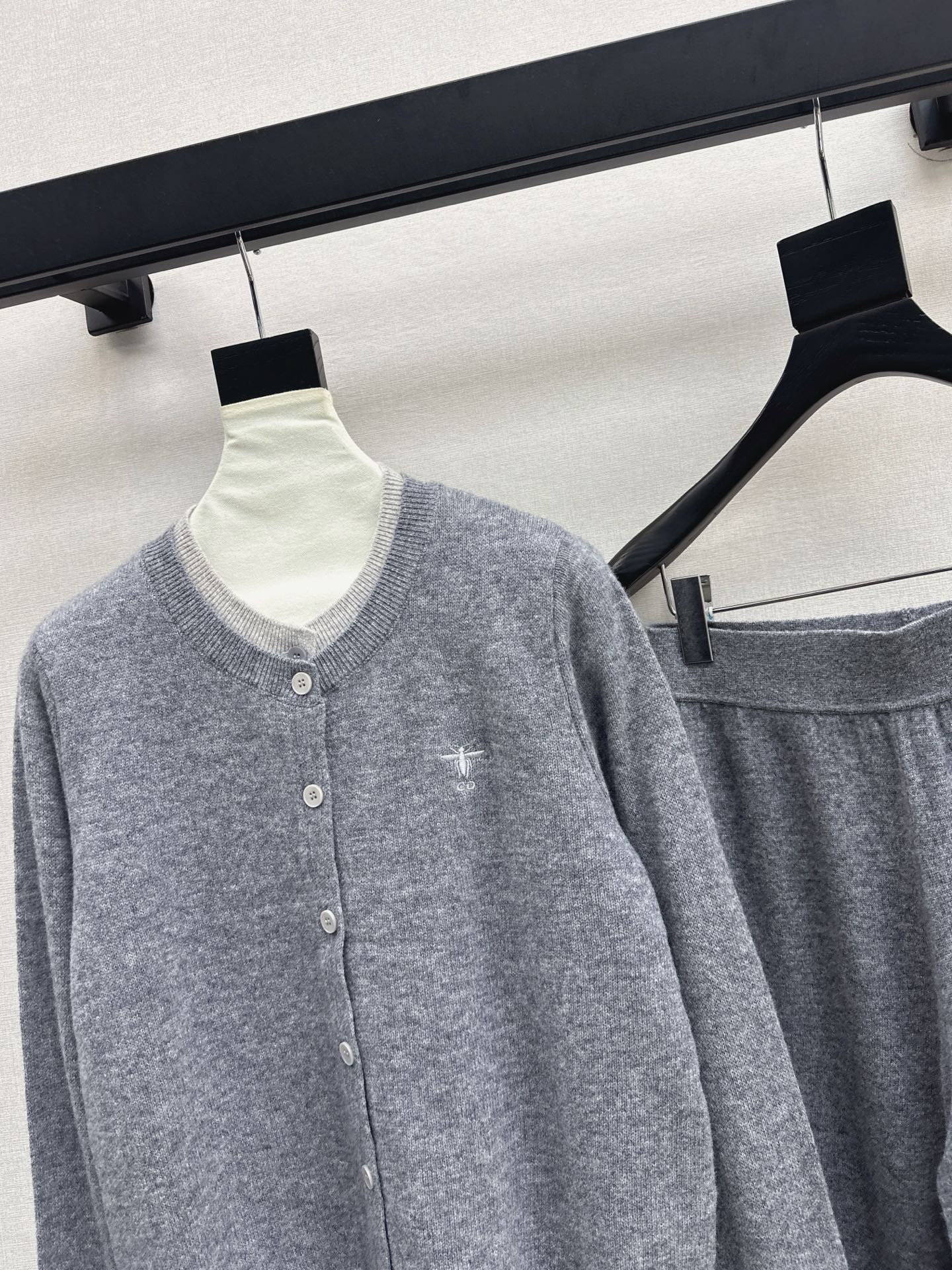 CD 25fw knitted suit