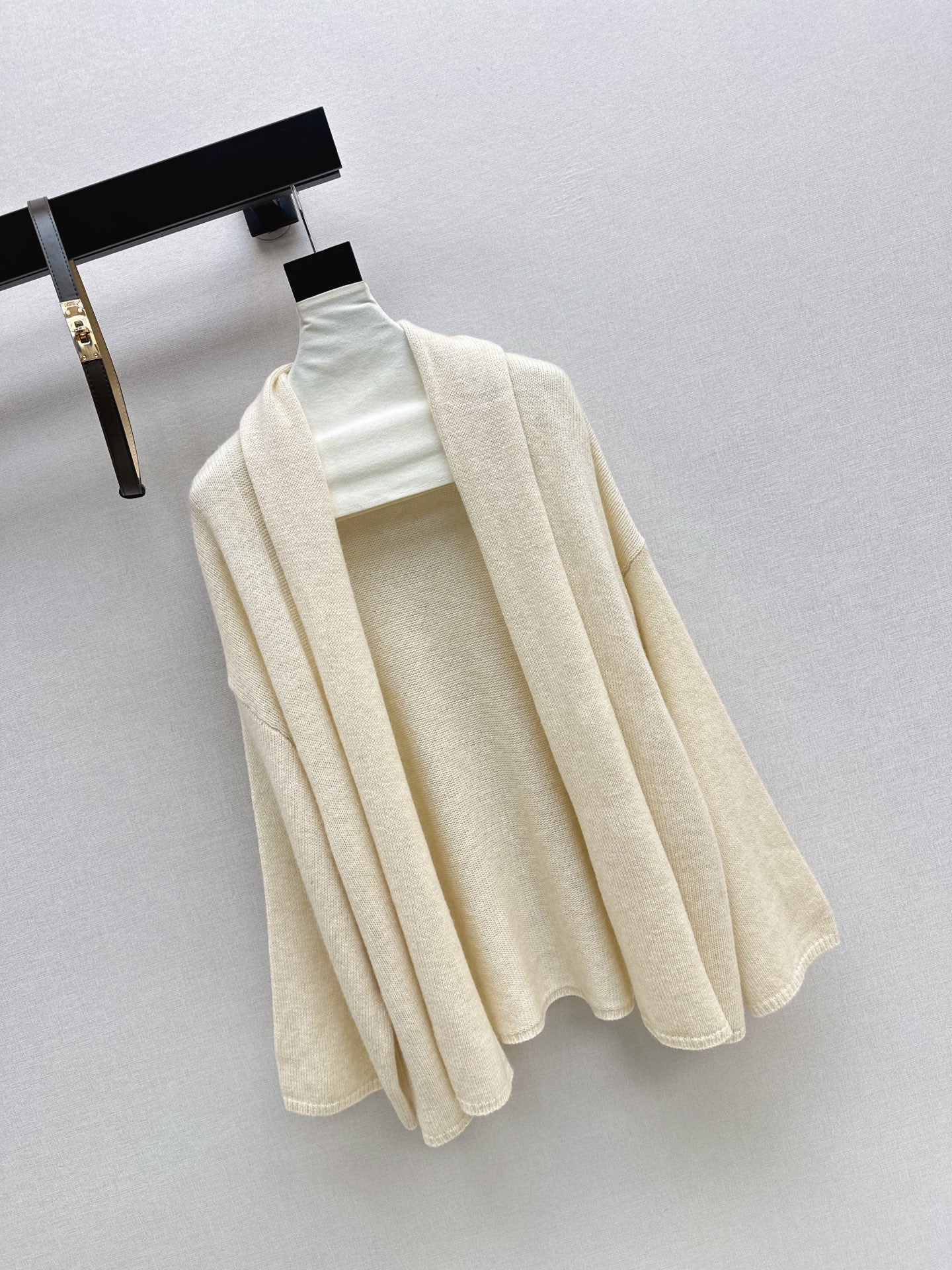 Herm 25fw wool cardigan