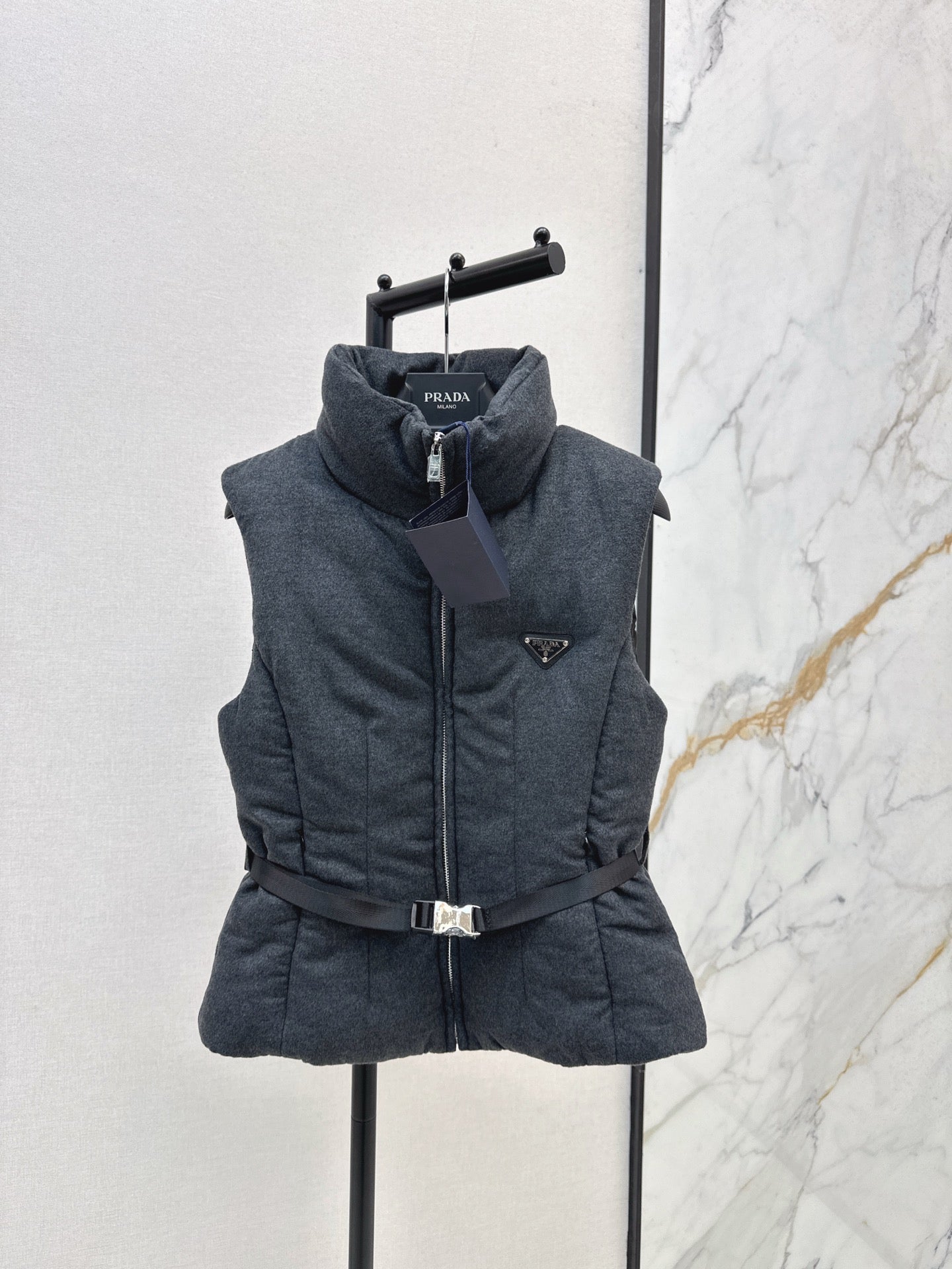 Pra 25fw down vest