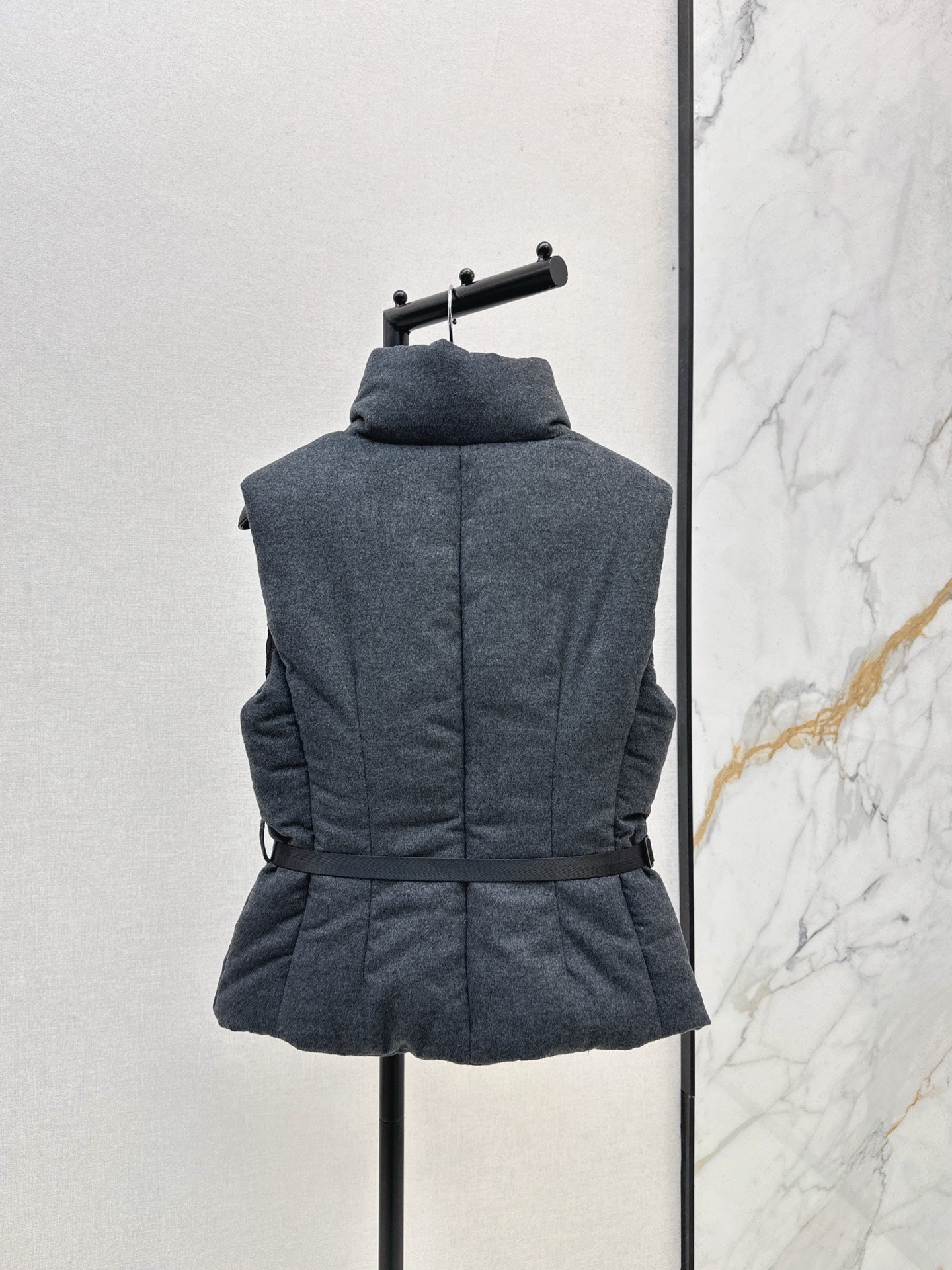 Pra 25fw down vest