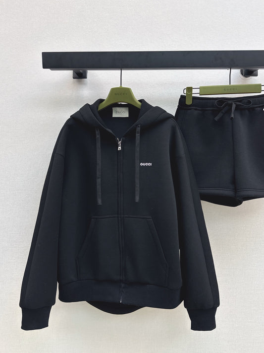 Gucc 25fw tracksuit