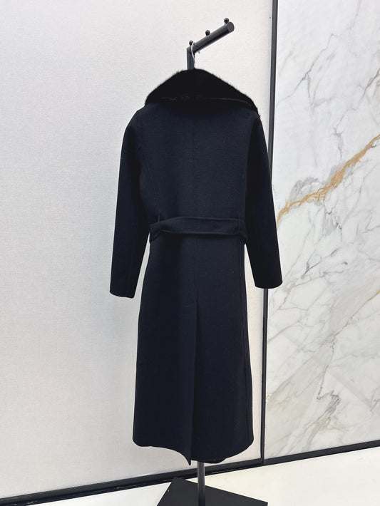 Fend 25fw cashmere jacket