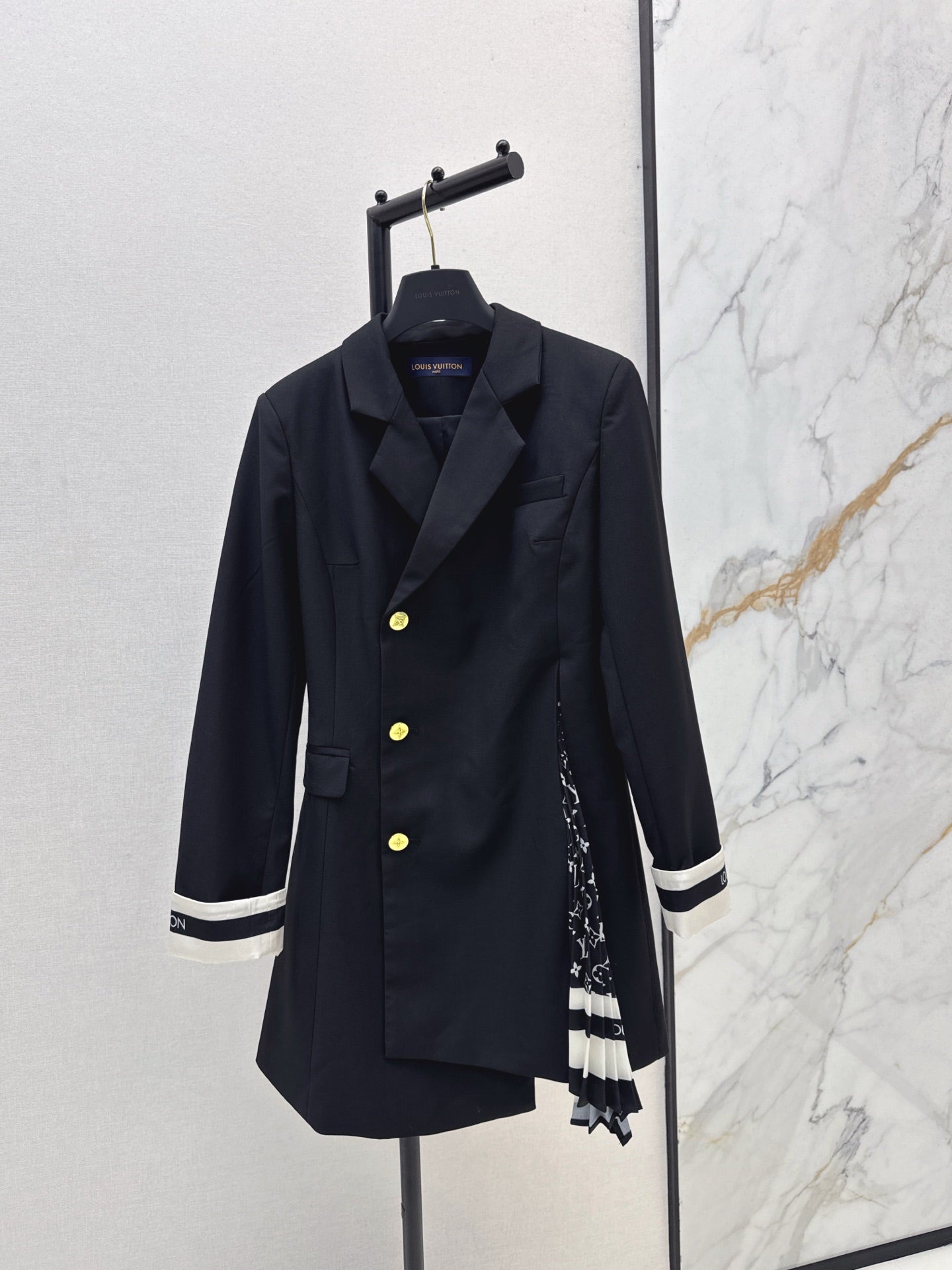 Loui 25fw dress