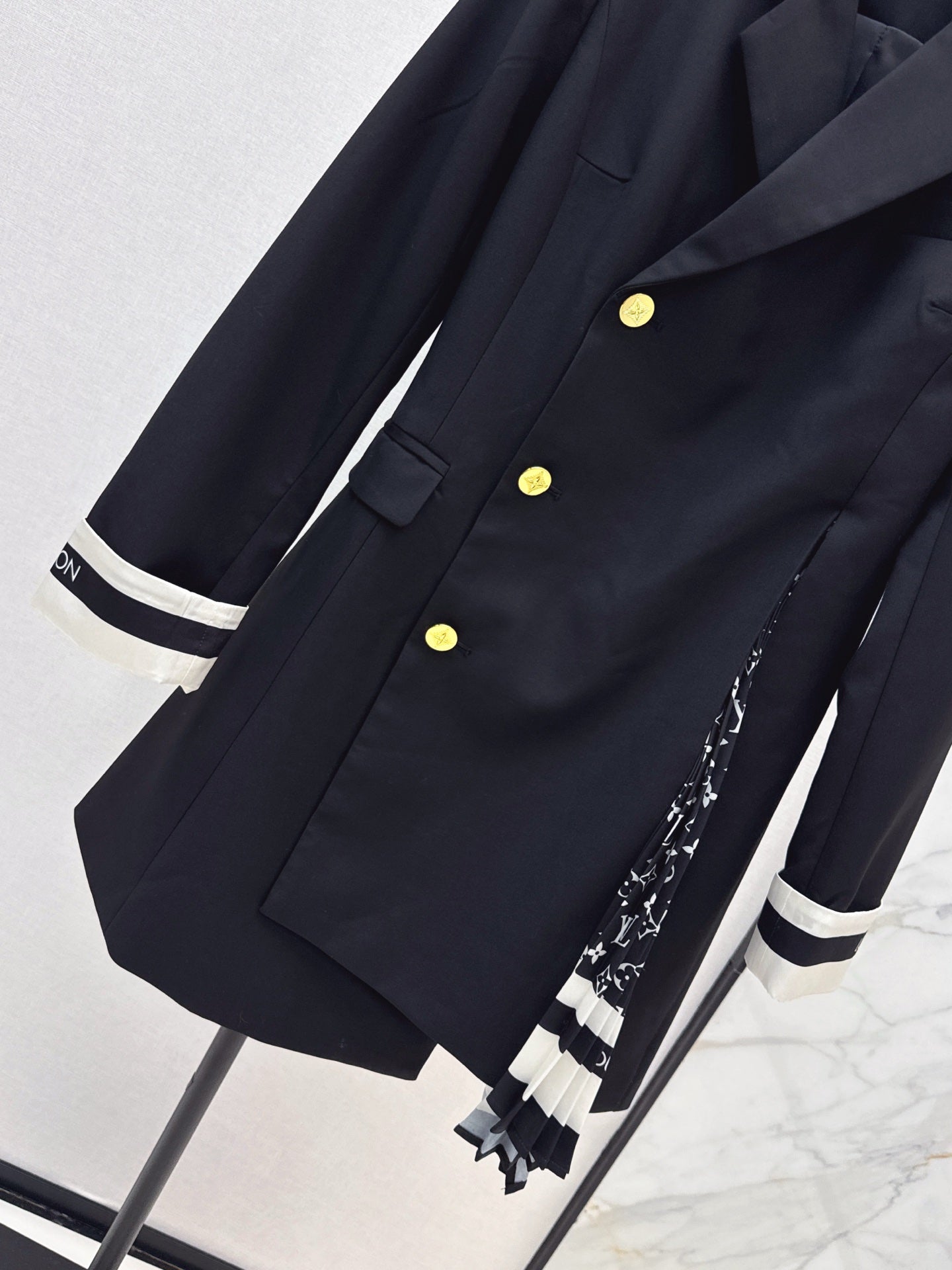 Loui 25fw dress