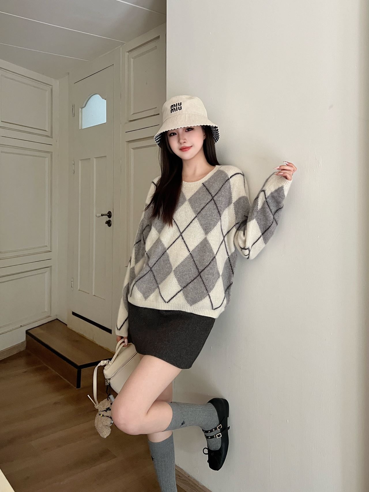 Loro 25fw plaid sweater