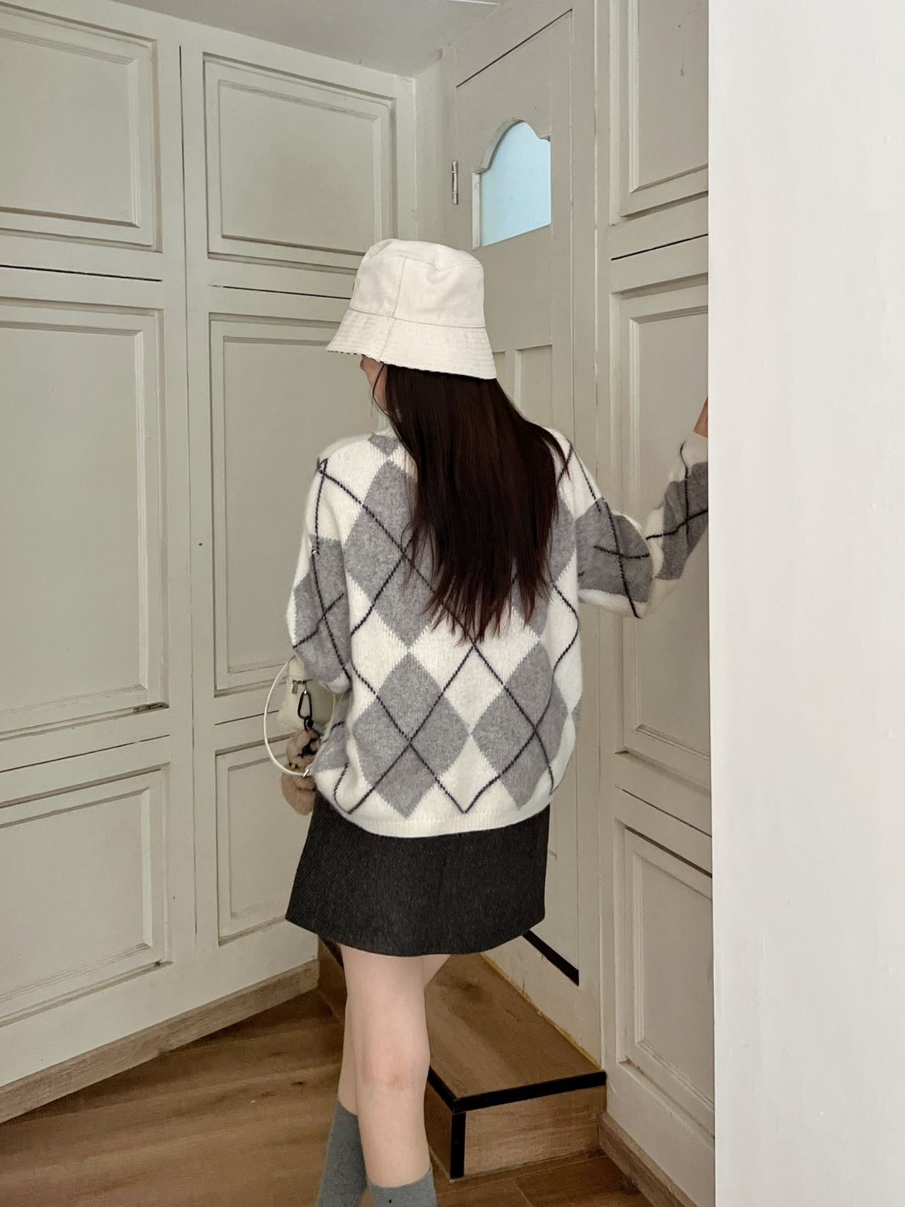 Loro 25fw plaid sweater